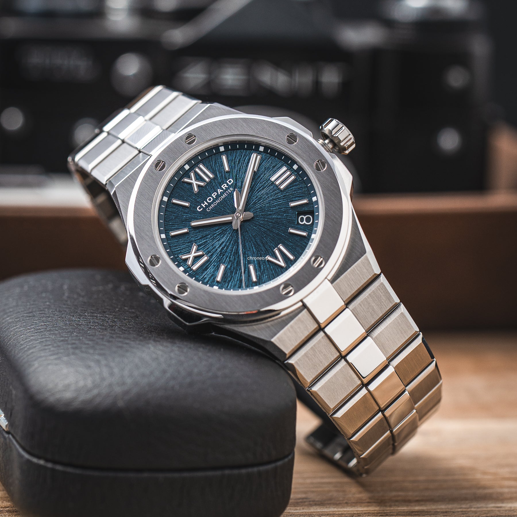 Chopard Alpine Eagle Large 41mm ref. 298600-3001