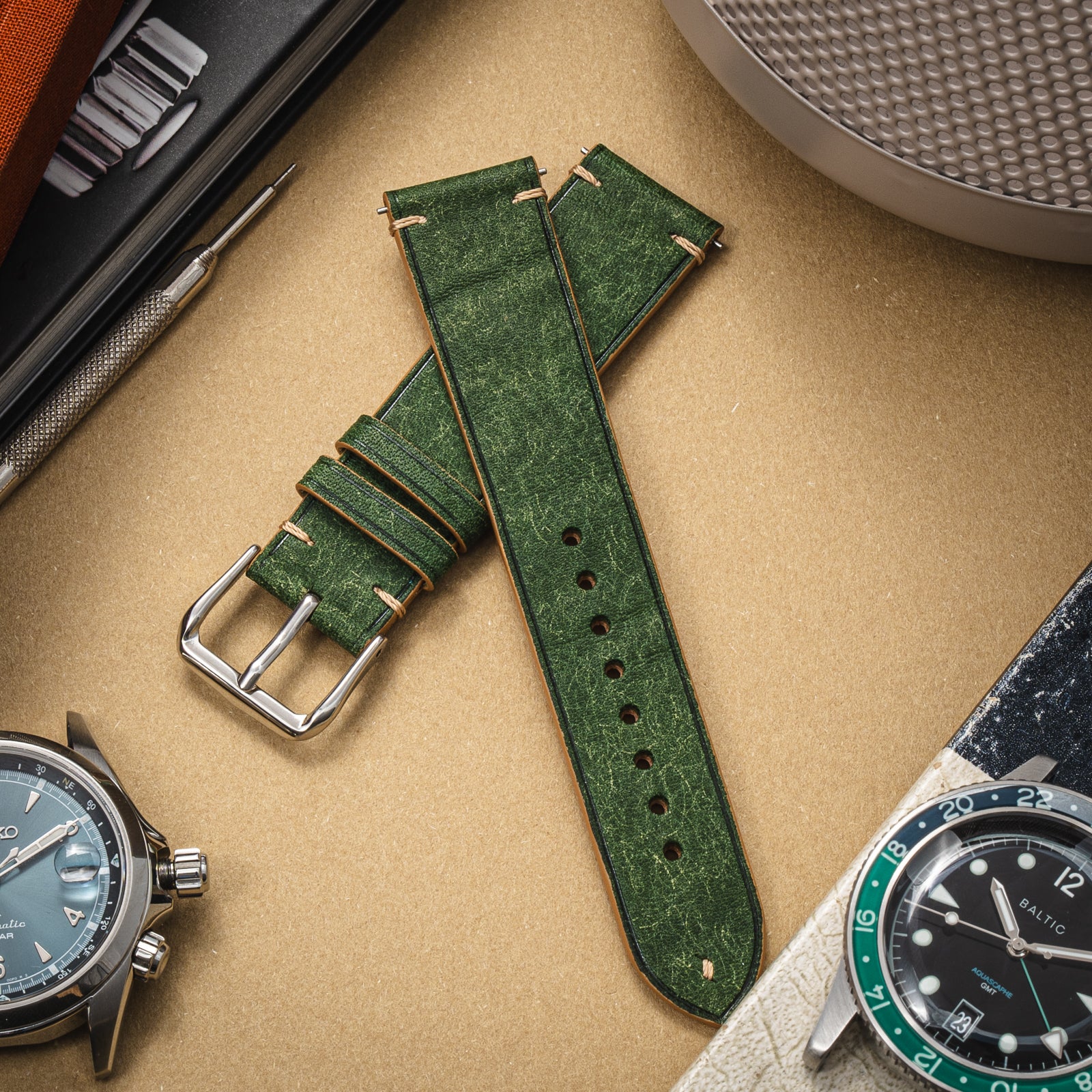 Hand-stitched Badalassi Carlo Trio Bottiglia/Camel