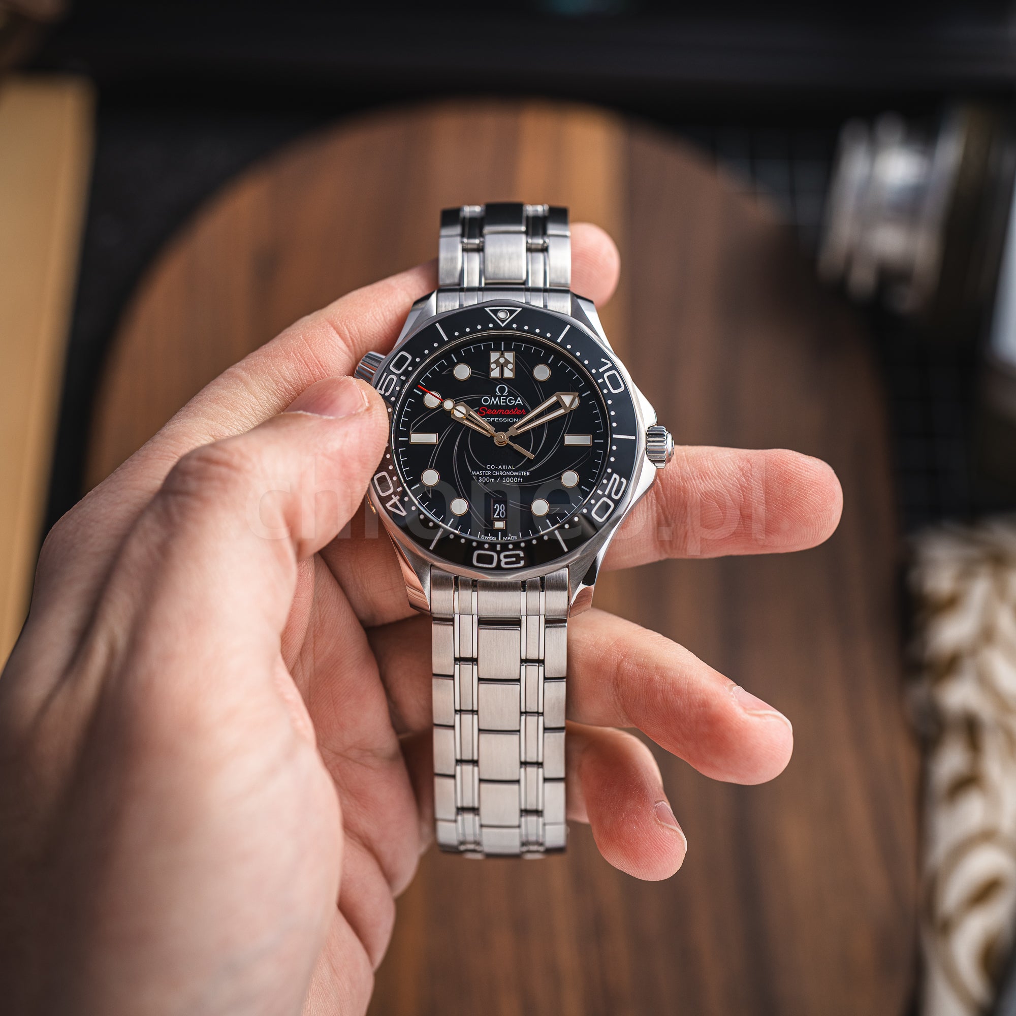 Omega Seamaster Diver 300 M James Bond 210.22.42.20.01.004