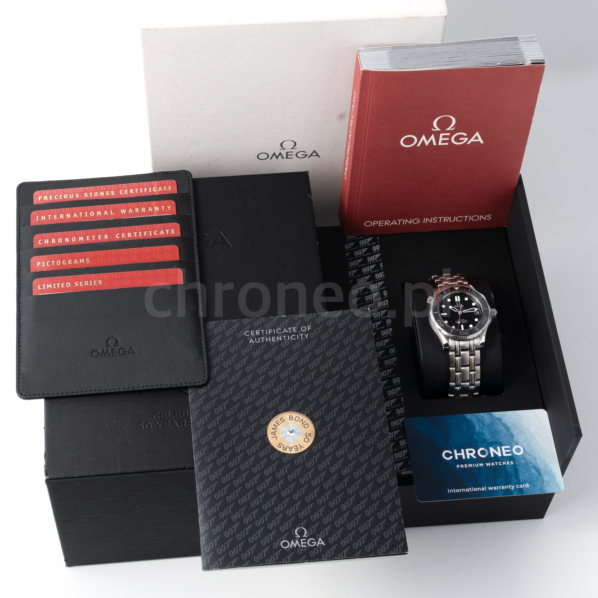Omega Seamaster Diver 300M James Bond 212.30.36.20.51.001
