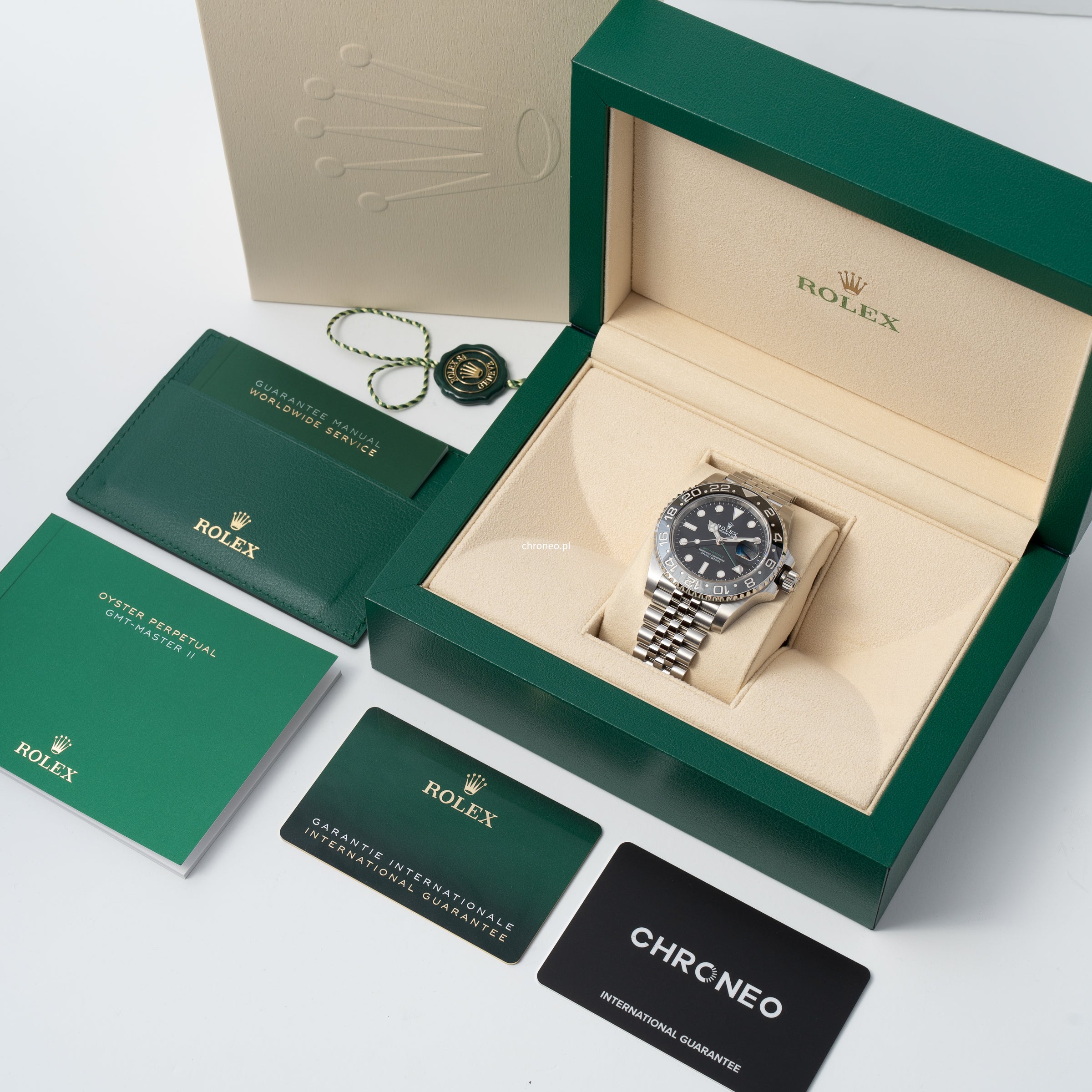 Rolex GMT-Master II 126710GRNR "Bruce Wayne"