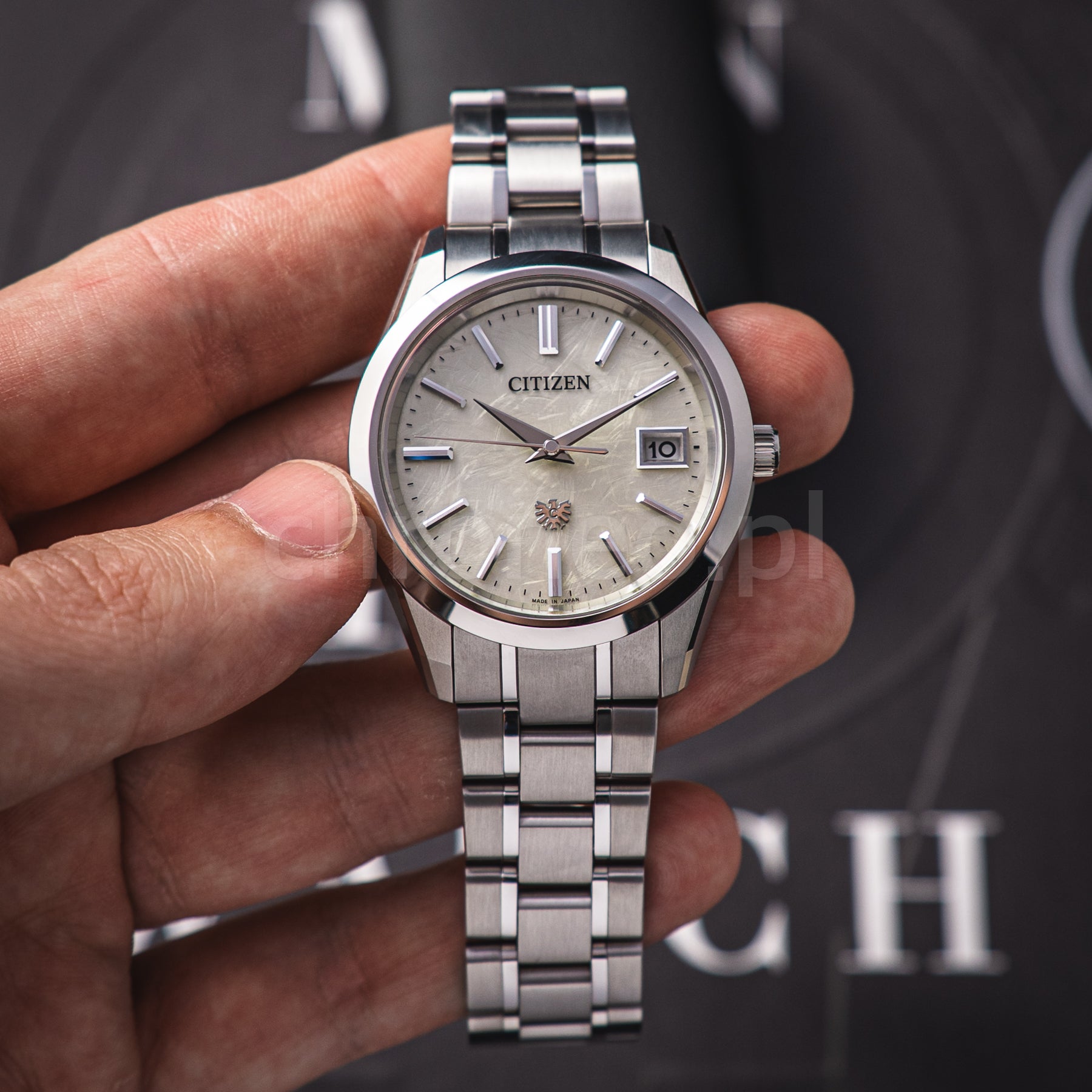 Citizen Analog Eco-drive Super Limited Watch AQ4100-57C