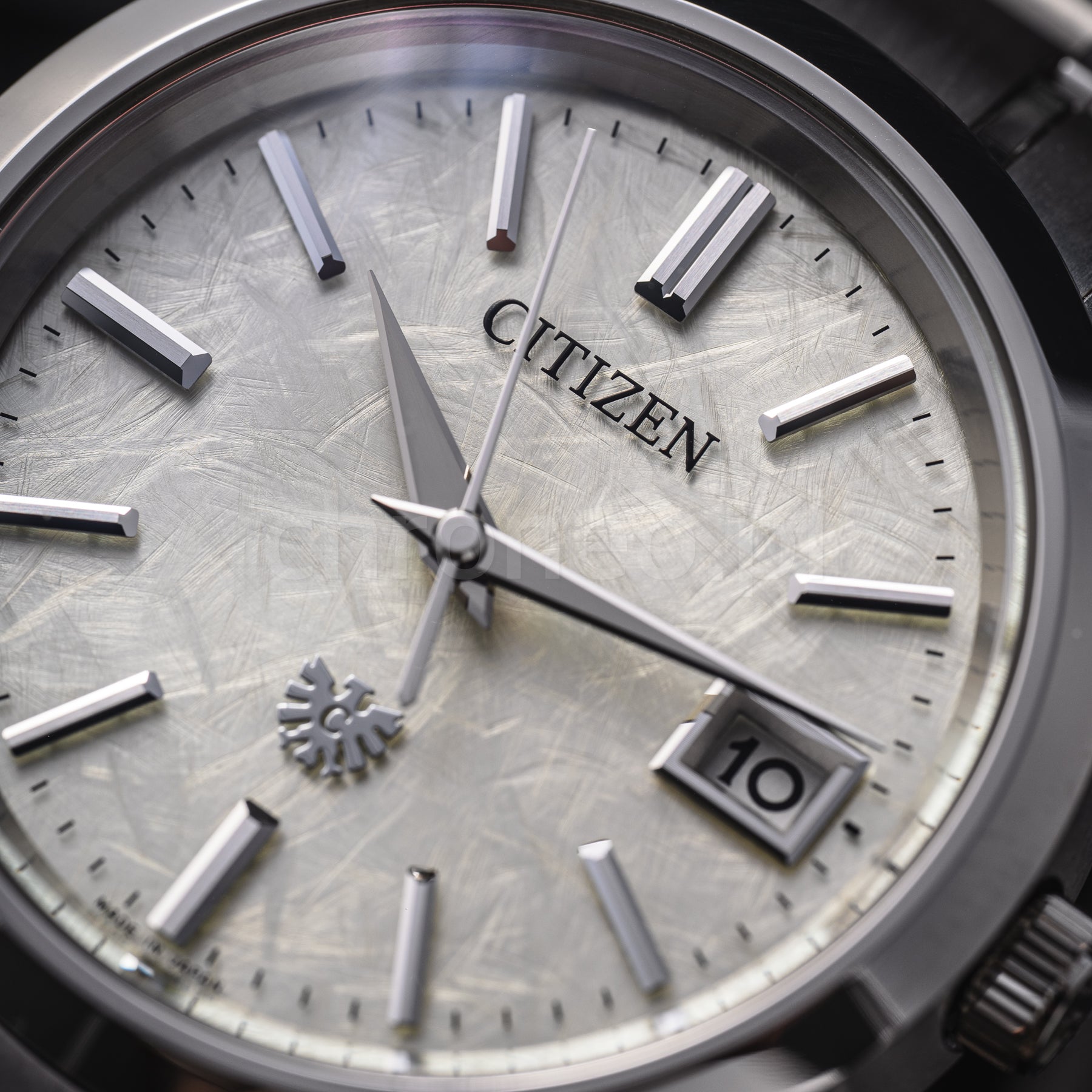 Citizen Analog Eco-drive Super Limited Watch AQ4100-57C