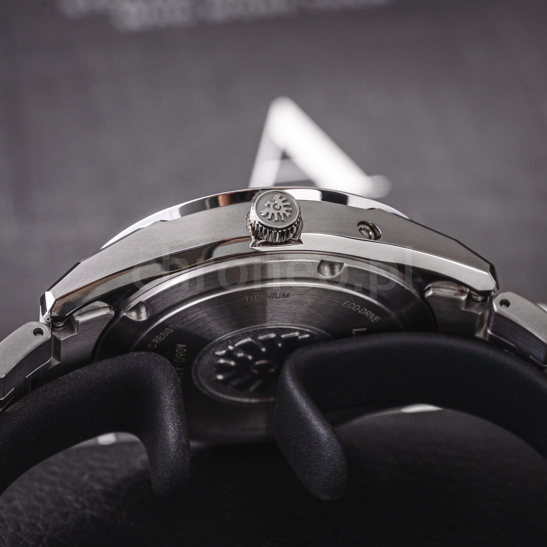 Citizen Analog Eco-drive Super Limited Watch AQ4100-57C