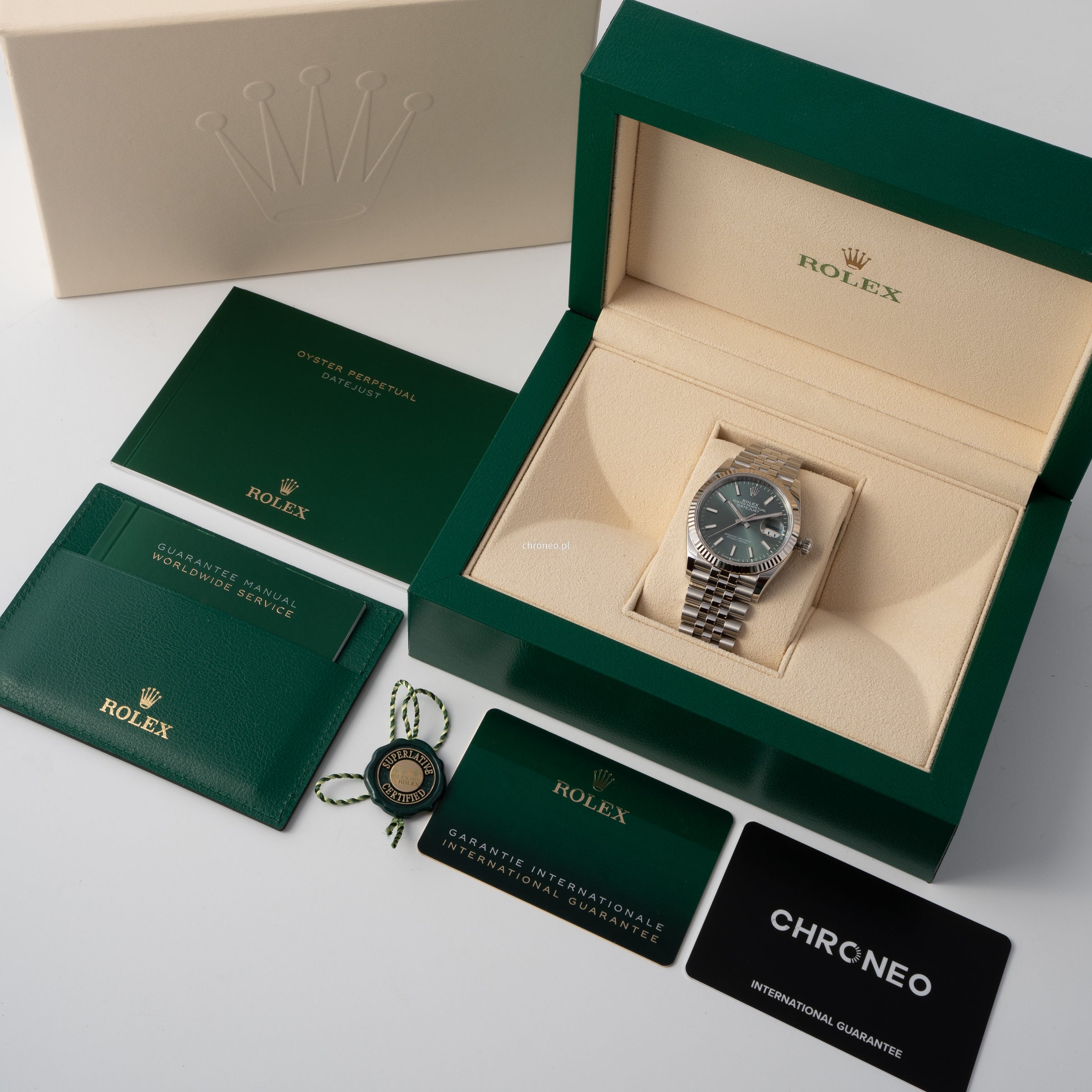Rolex Datejust 36 mm ref. 126234 mint dial jubilee