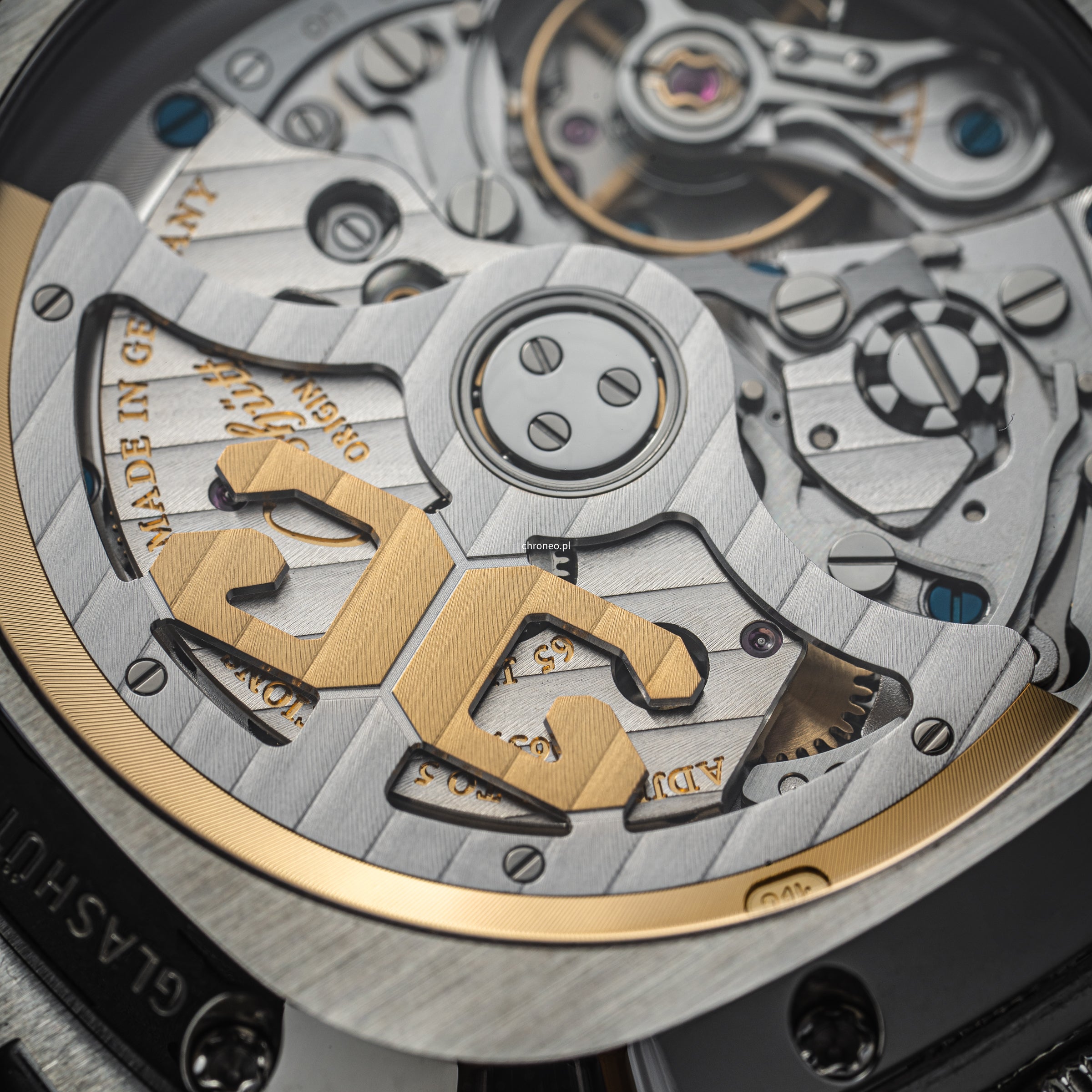 Glashütte Original Seventies Chronograph Panorama Date "Golden Bay" movement