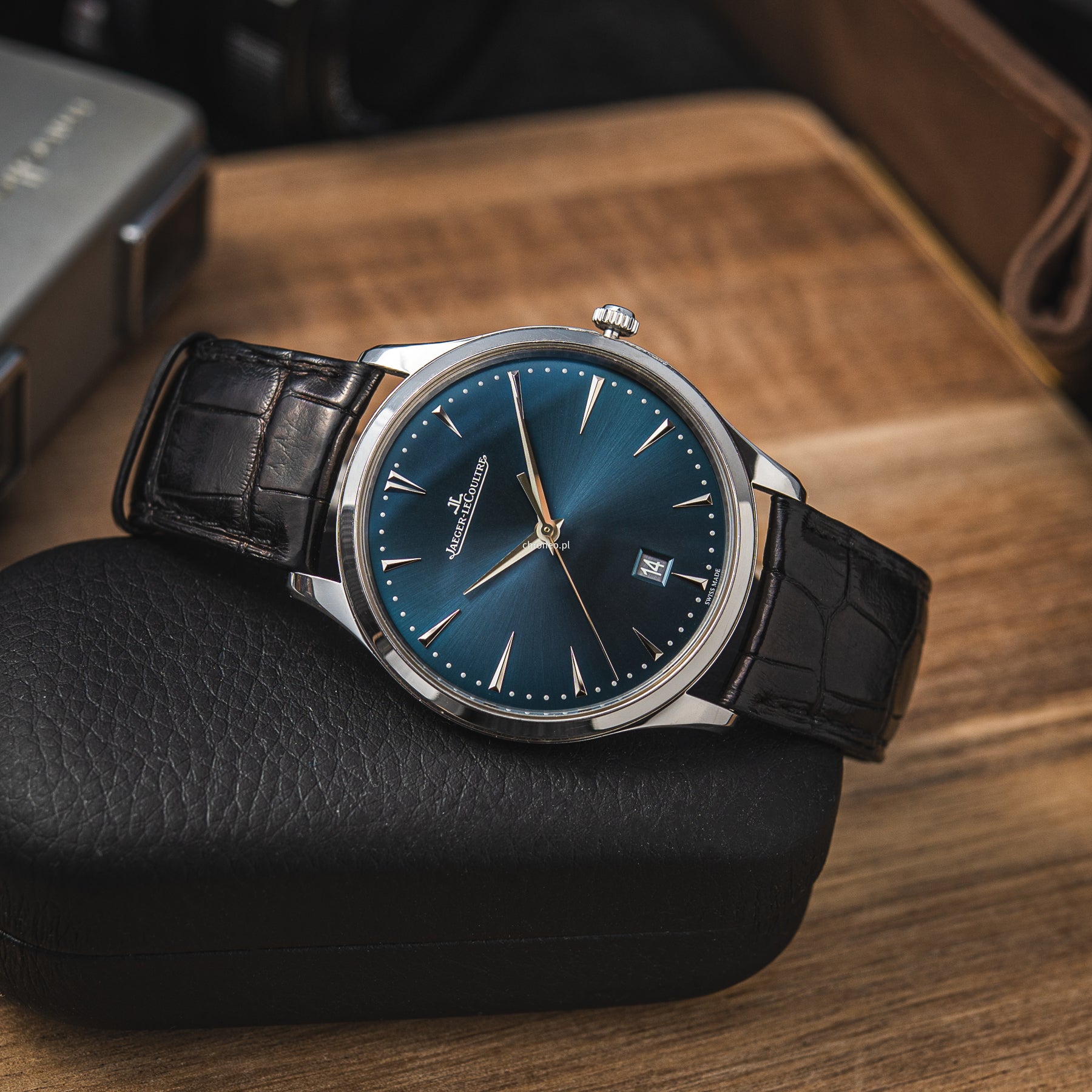 Jaeger-LeCoultre Master Control Ultra Thin 40 mm ref. 174.8.37.S Q128848S Bucherer