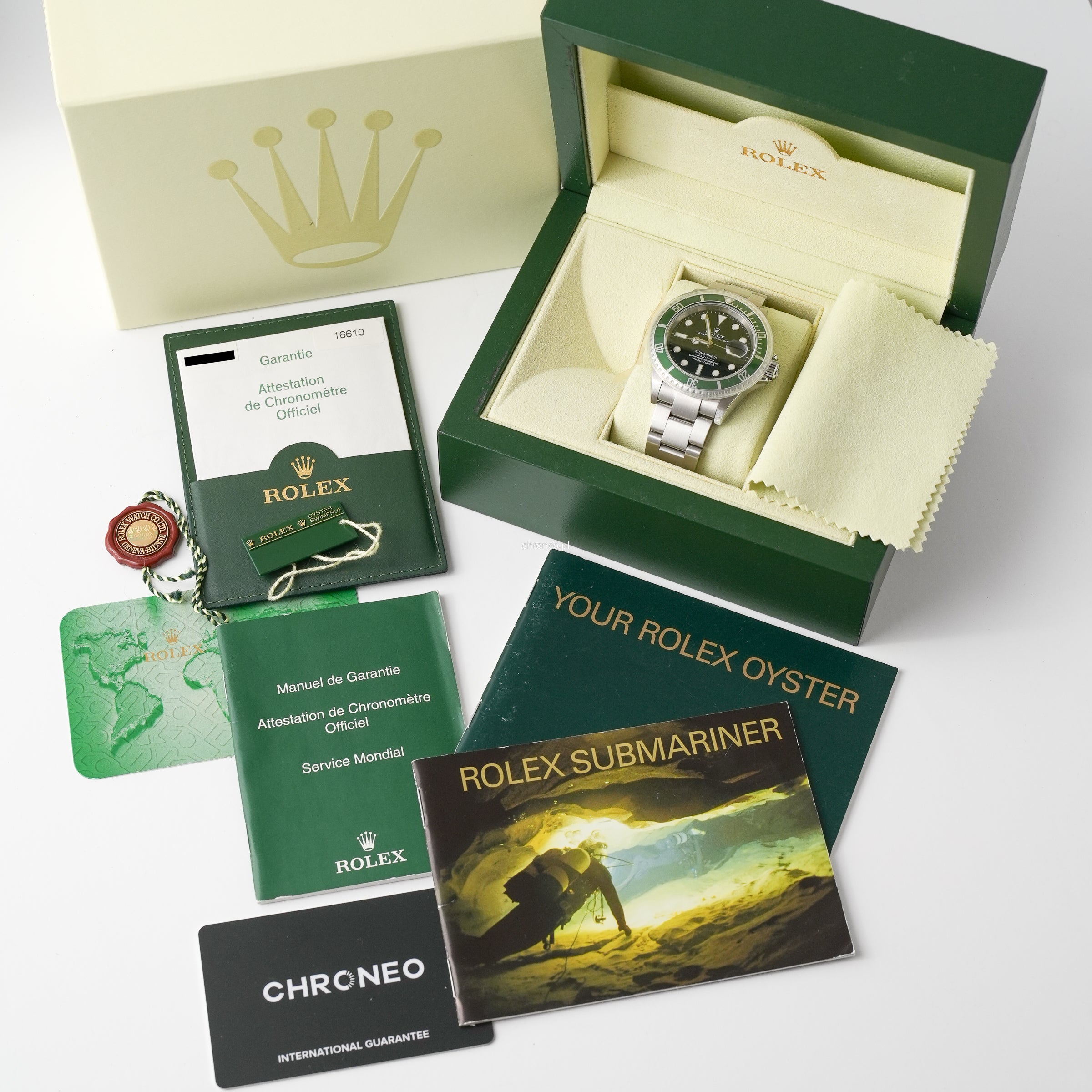 Rolex Submariner Date 40 mm ref. 16610LV "Kermit"