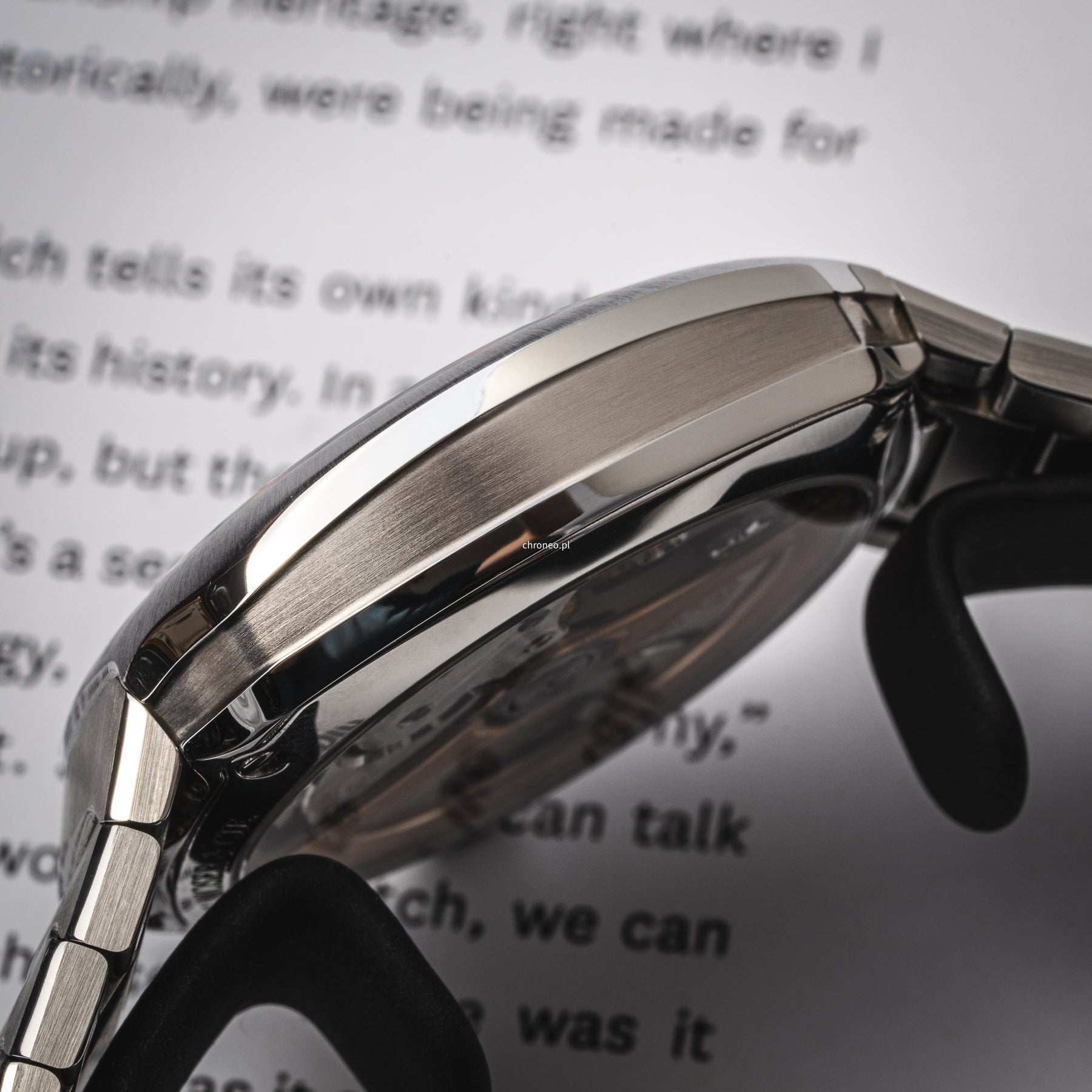 H.Moser & Cie. Streamliner Centre Seconds 40 ref. 6200-1207