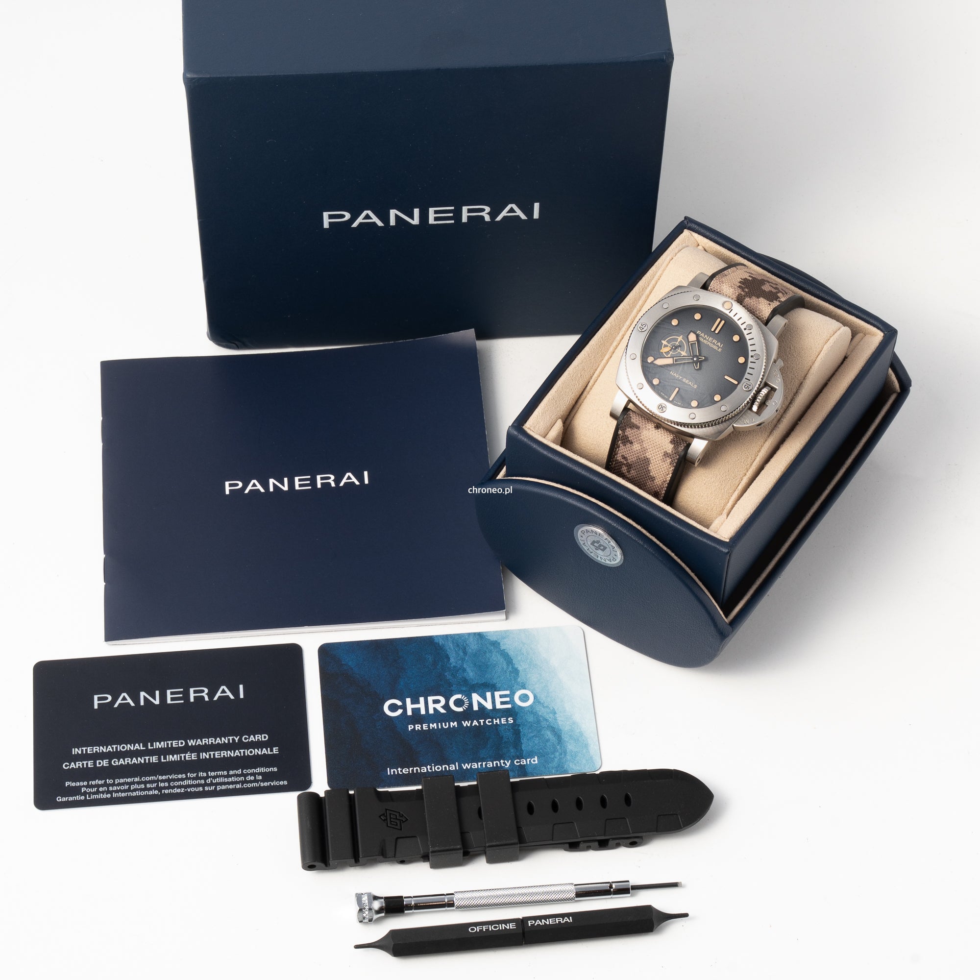 Panerai Submersible Quarantaquattro Navy Seals PAM01518