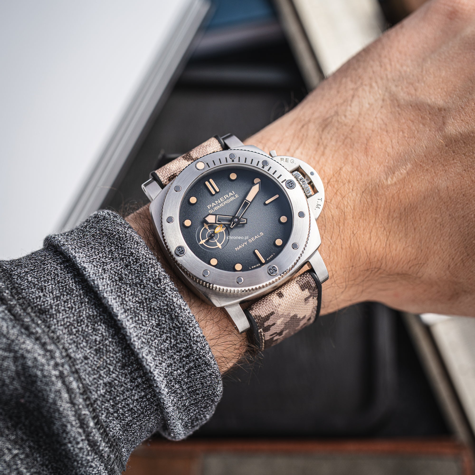 Panerai Submersible Quarantaquattro Navy Seals 44 mm ref. PAM01518
