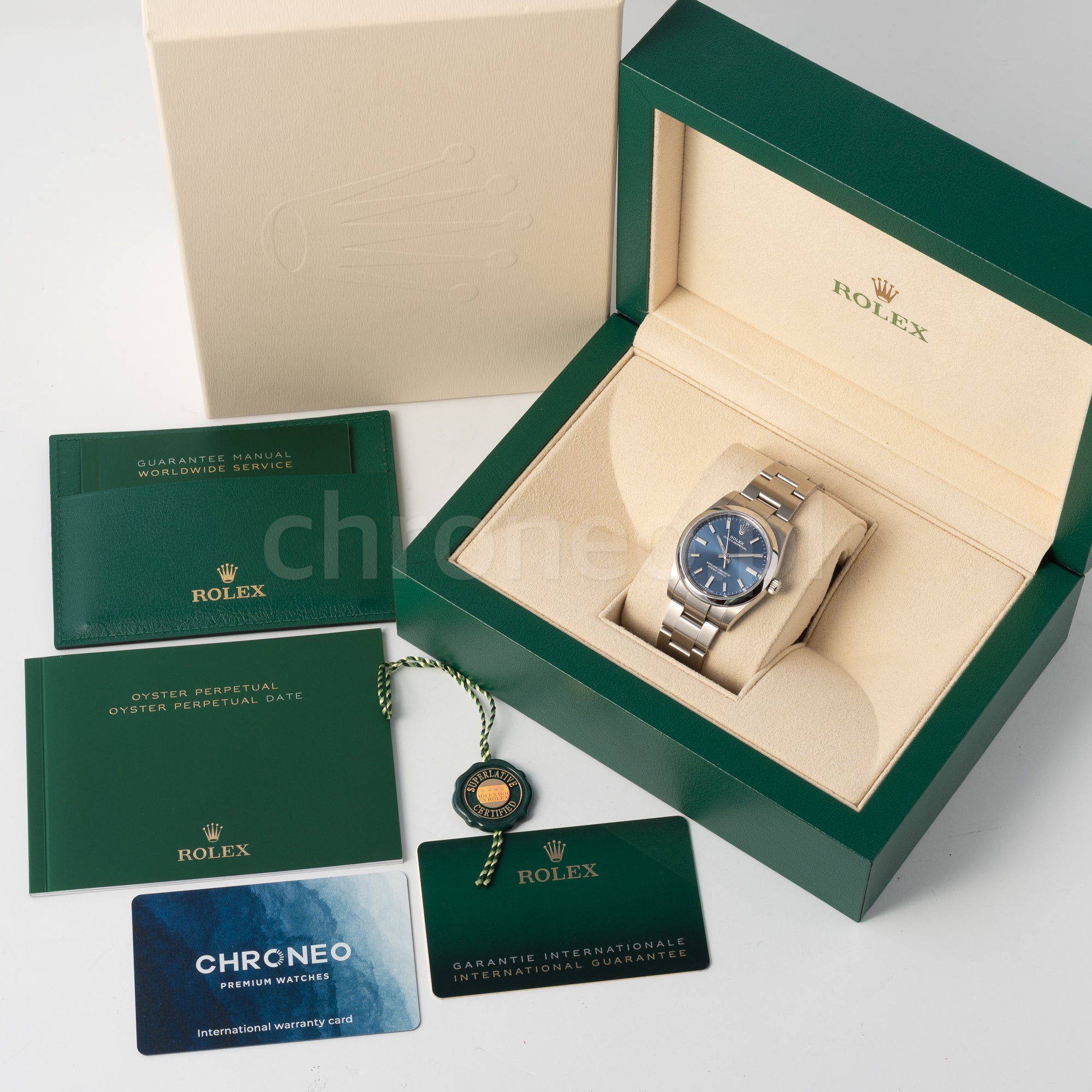 Rolex Oyster Perpetual 34 mm ref. 124200