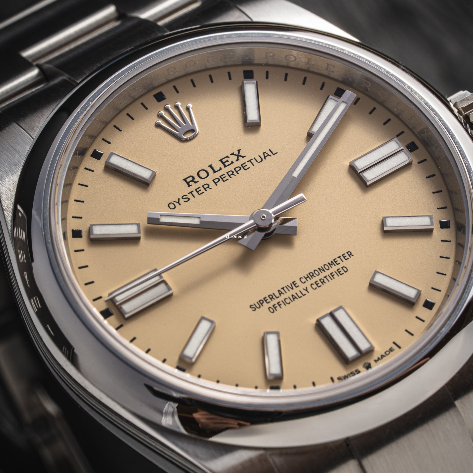 Rolex Oyster Perpetual Stainless Dial 41 mm ref. 134300 Beige