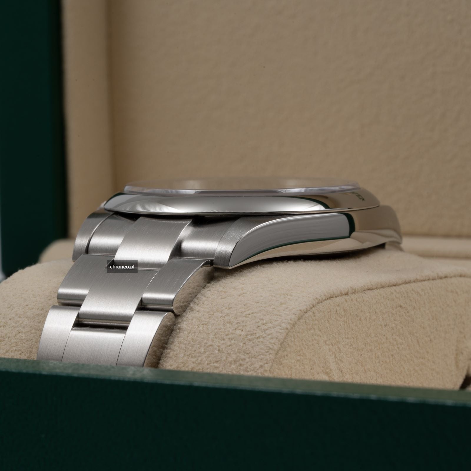 Rolex Oyster Perpetual ref. 124300