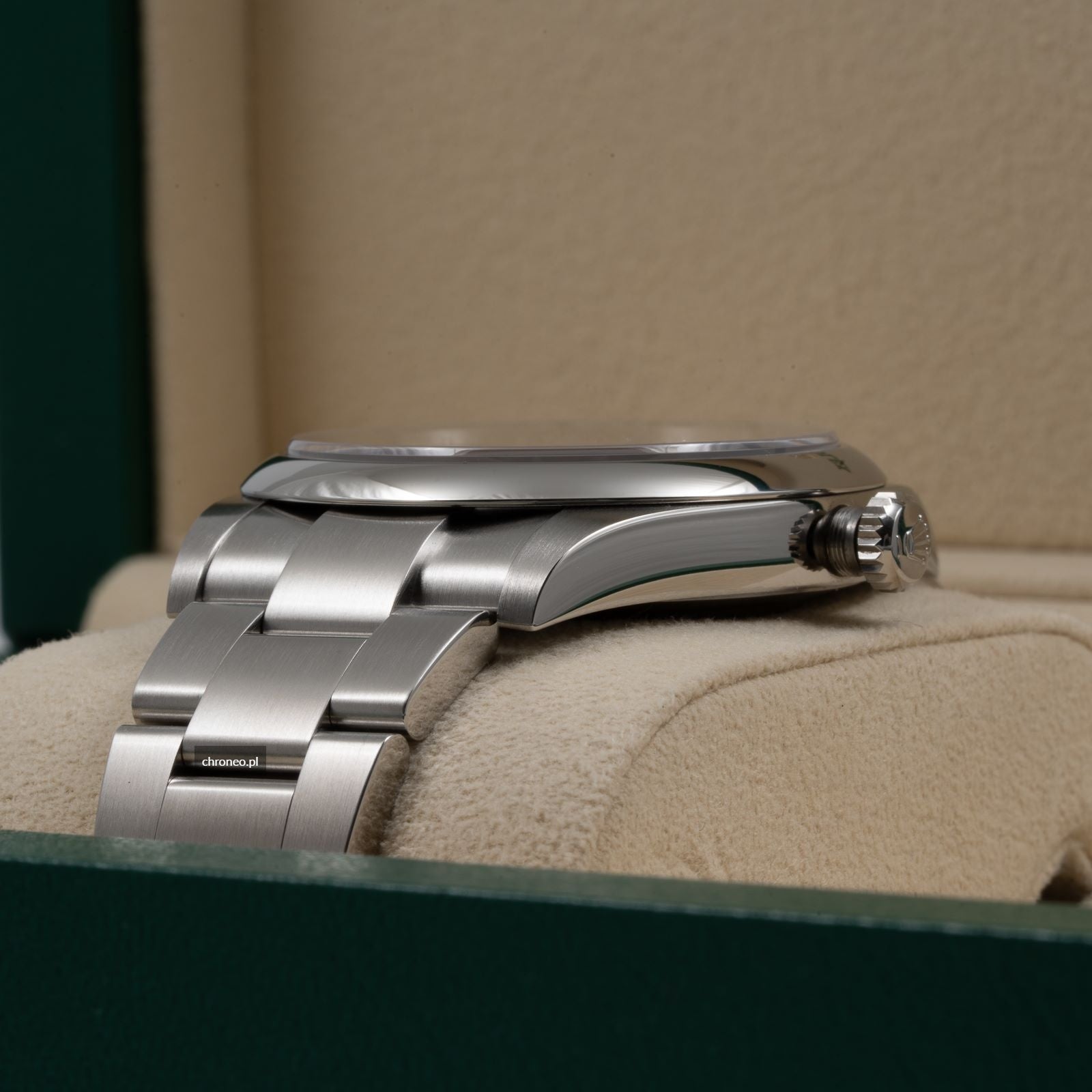 Rolex Oyster Perpetual ref. 124300