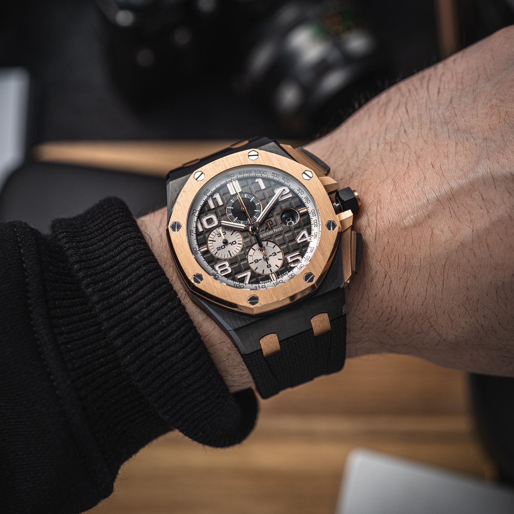 Audemars Piguet Royal Oak Offshore Selfwinding Chronograph 44mm ref. 26405NR.OO.A002CA.01