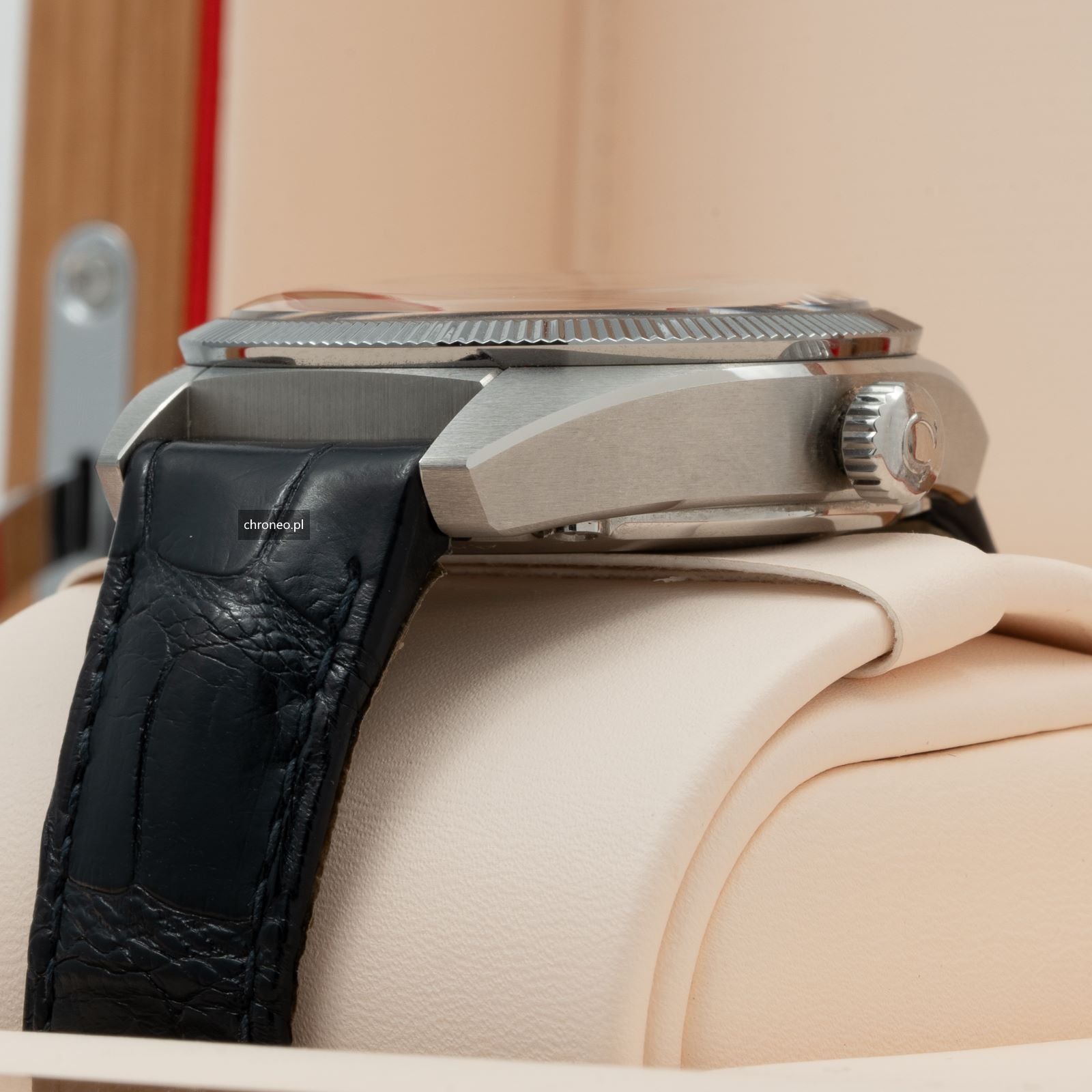 Omega Constellation Globemaster Annual Calendar 130.33.41.22.06.001