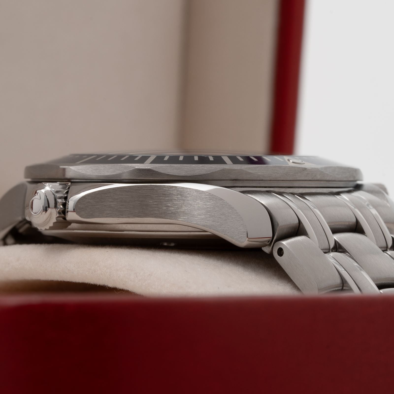 Omega Seamaster Diver 300 M ref. 25318000