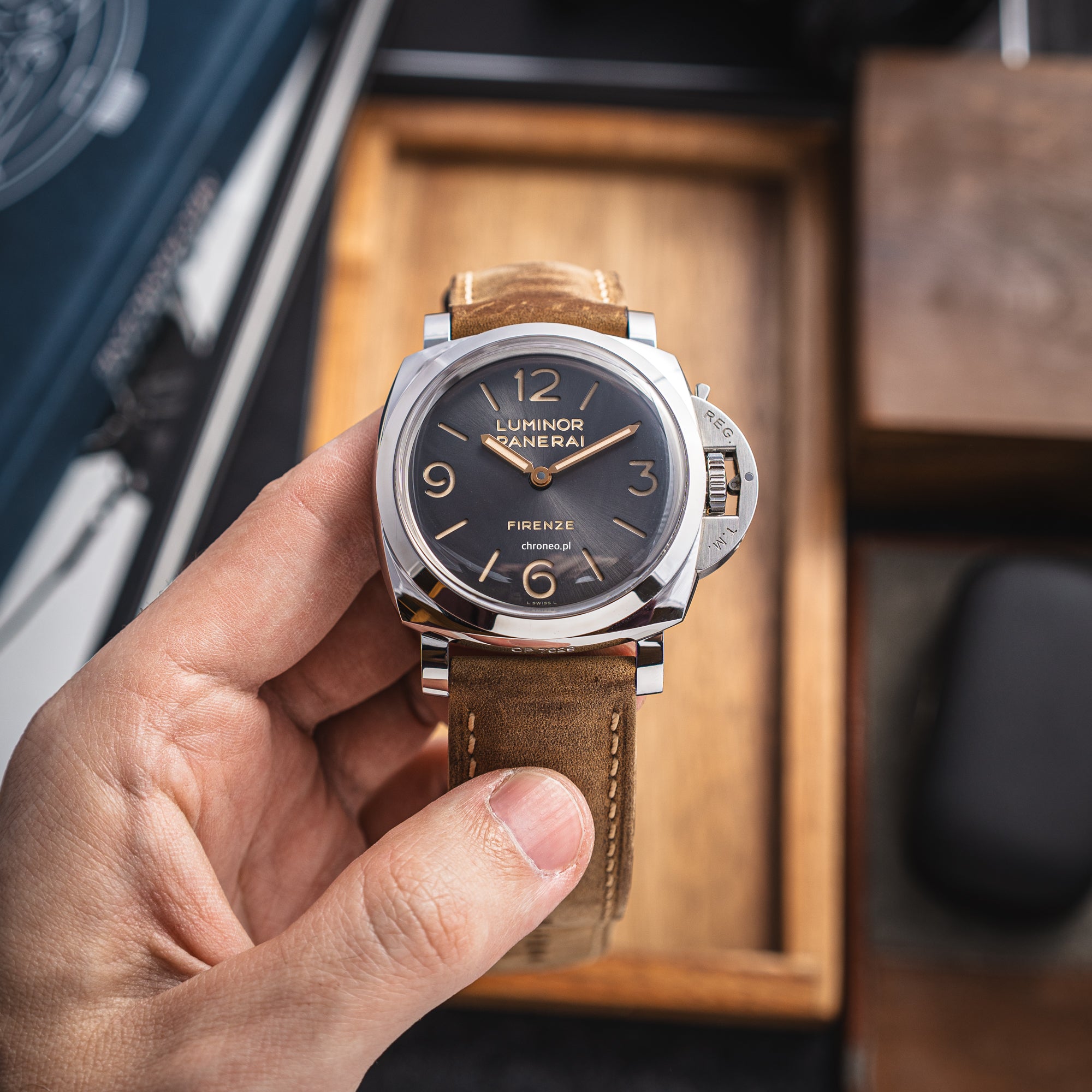 Panerai Luminor 1950 3 Days Firenze 47 mm ref. PAM00605