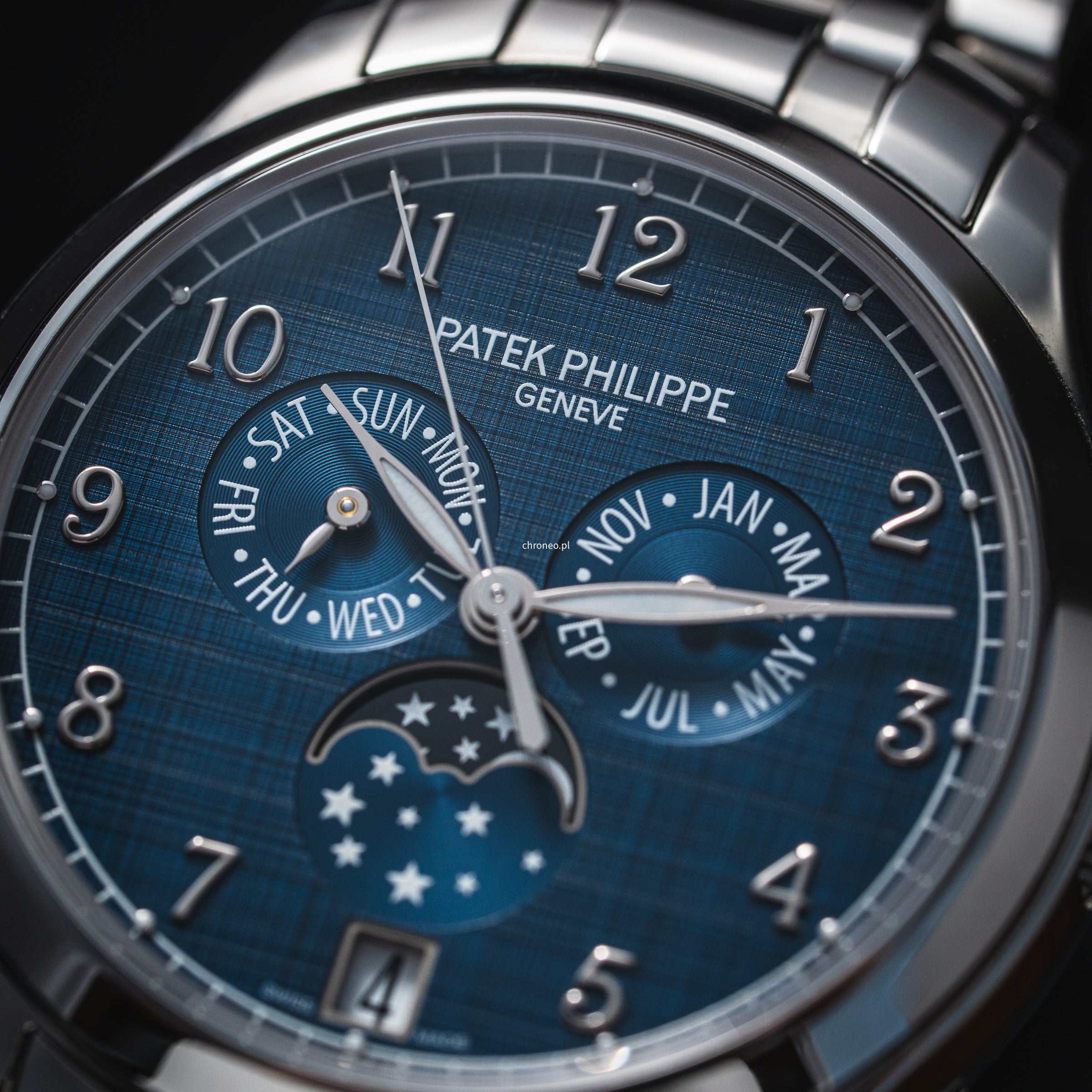 Patek Philippe Annual Calendar Moon Phase ref. 4947/1A-001
