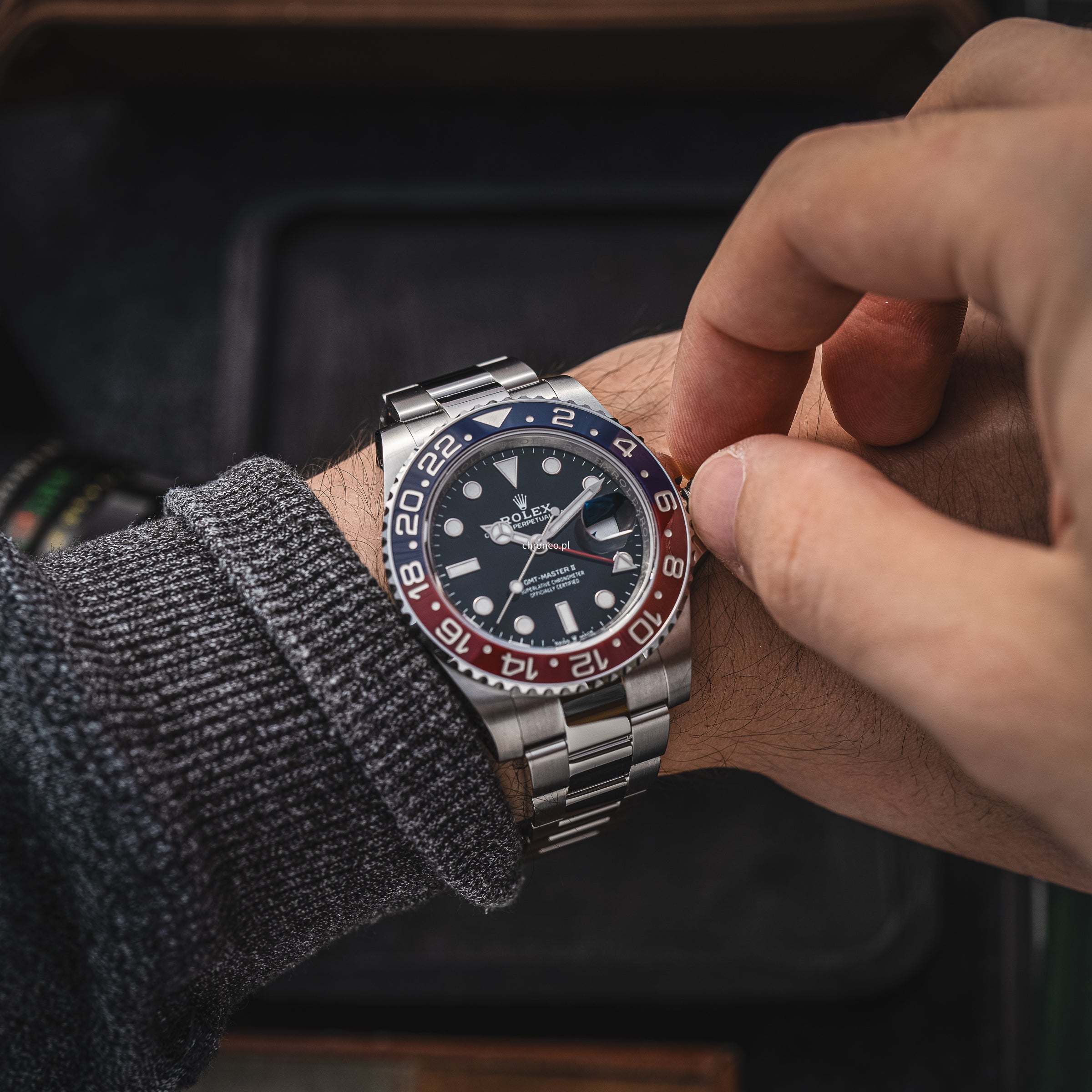 Rolex GMT-Master II 40mm ref. 126710BLRO Pepsi