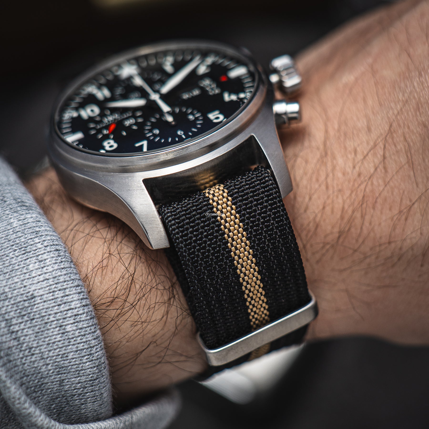 NATO Black/Beige