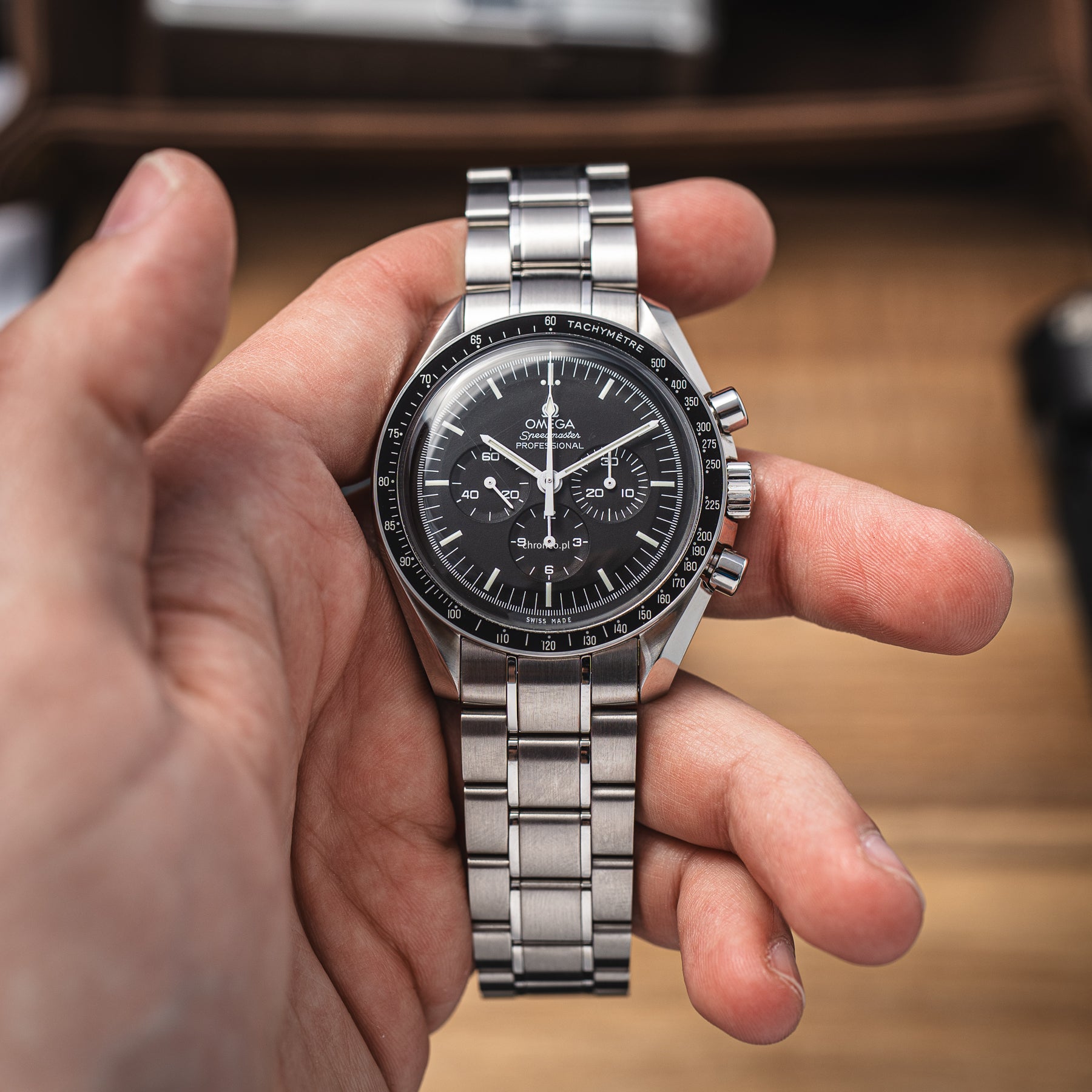 Omega Speedmaster Professional Moonwatch 42 mm ref. 311.33.42.30.01.001/311.30.42.30.01.005