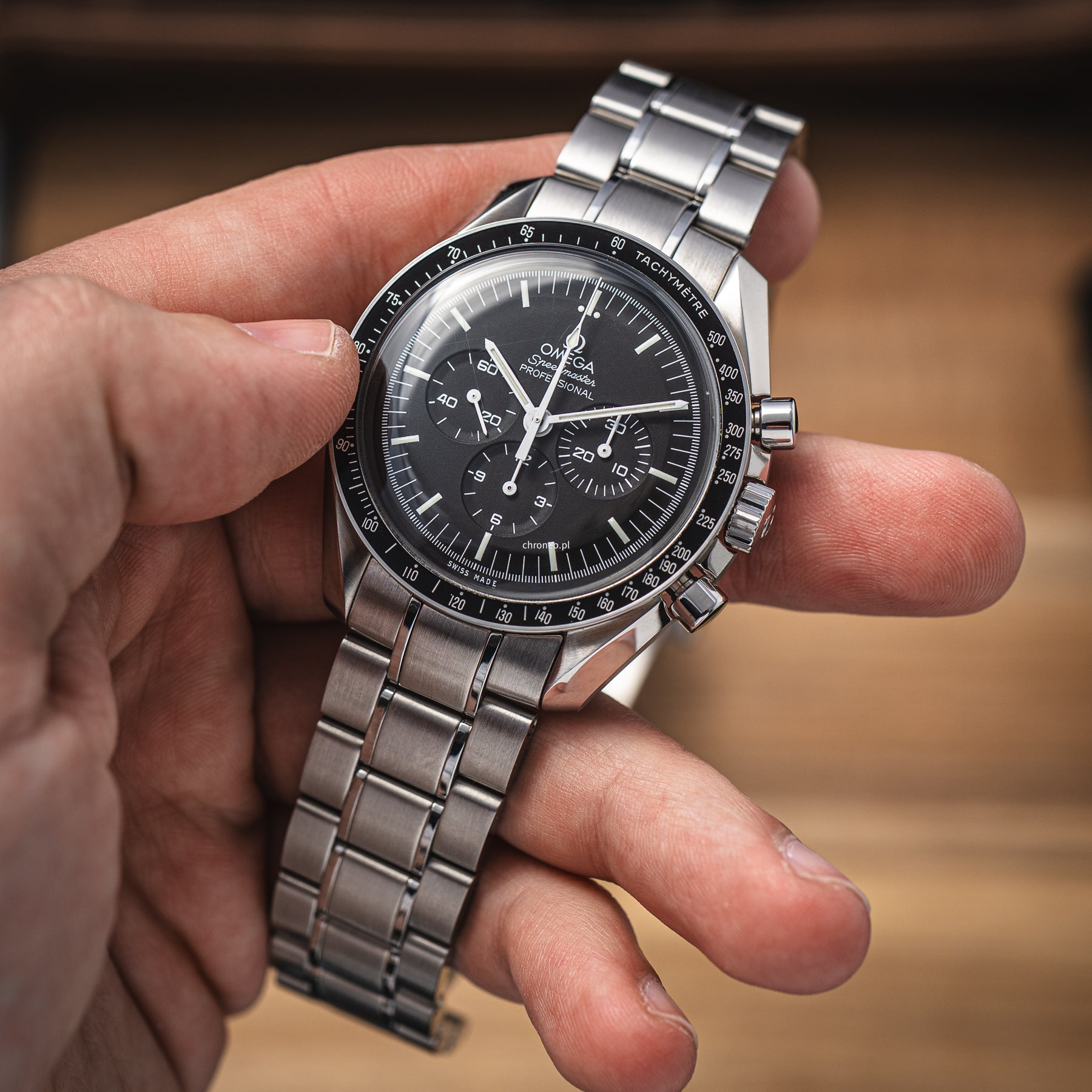 Omega Speedmaster Professional Moonwatch 42 mm ref. 311.33.42.30.01.001/311.30.42.30.01.005