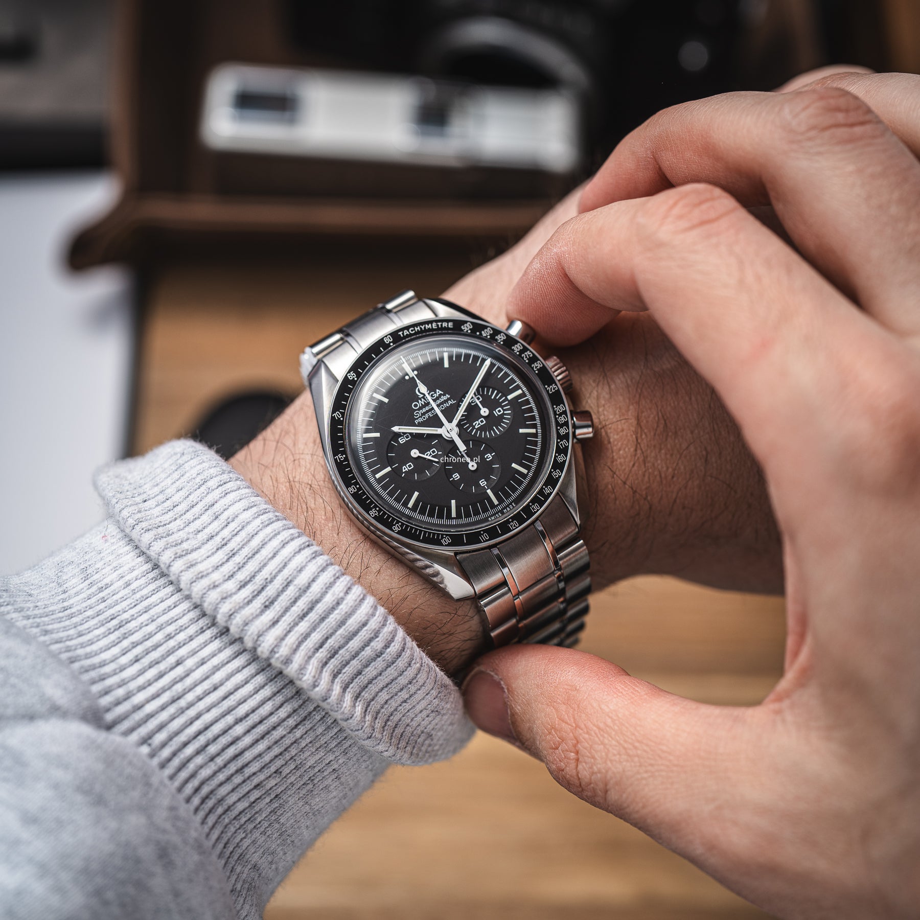 Omega Speedmaster Professional Moonwatch 42 mm ref. 311.33.42.30.01.001/311.30.42.30.01.005
