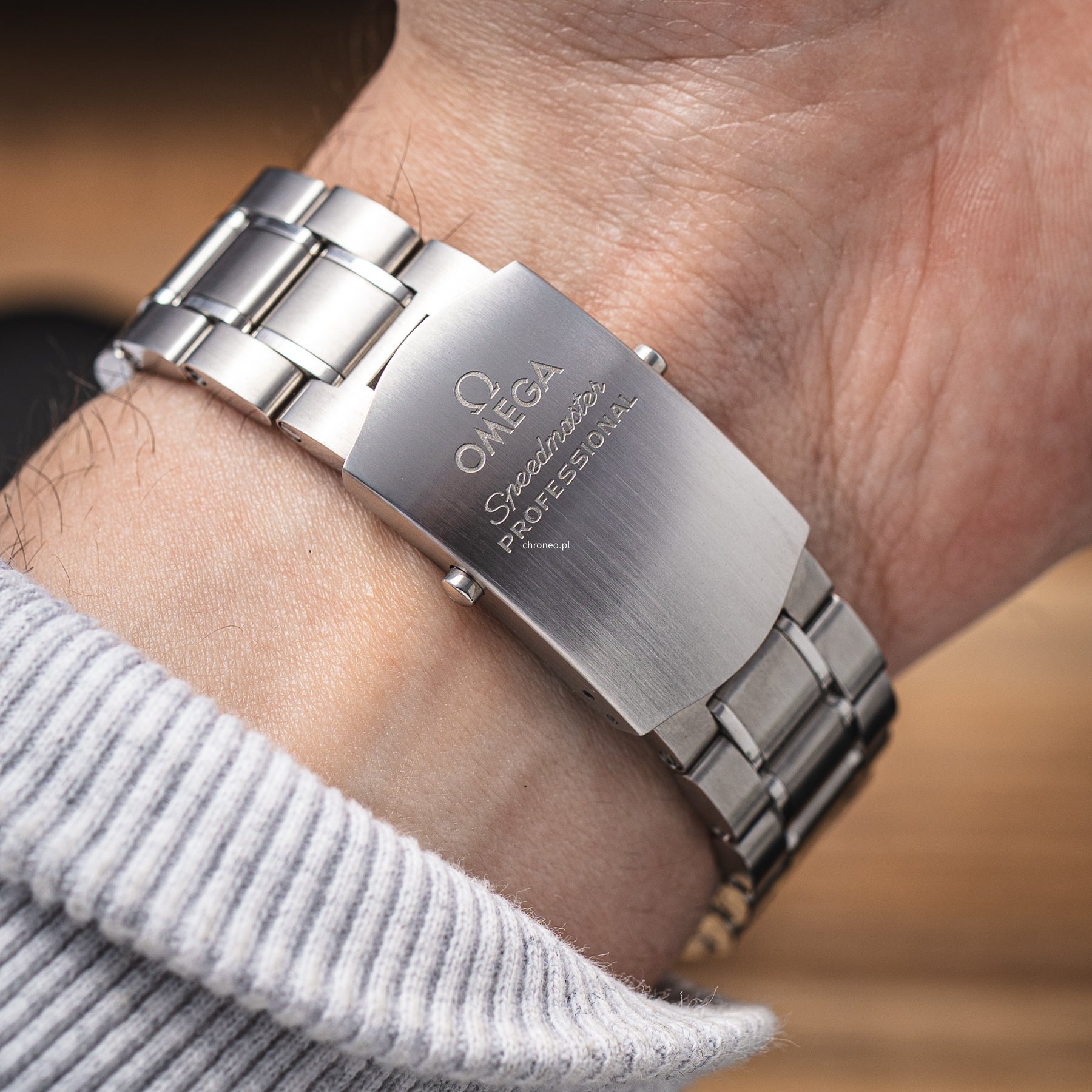 Omega Speedmaster Professional Moonwatch 42 mm ref. 311.33.42.30.01.001/311.30.42.30.01.005