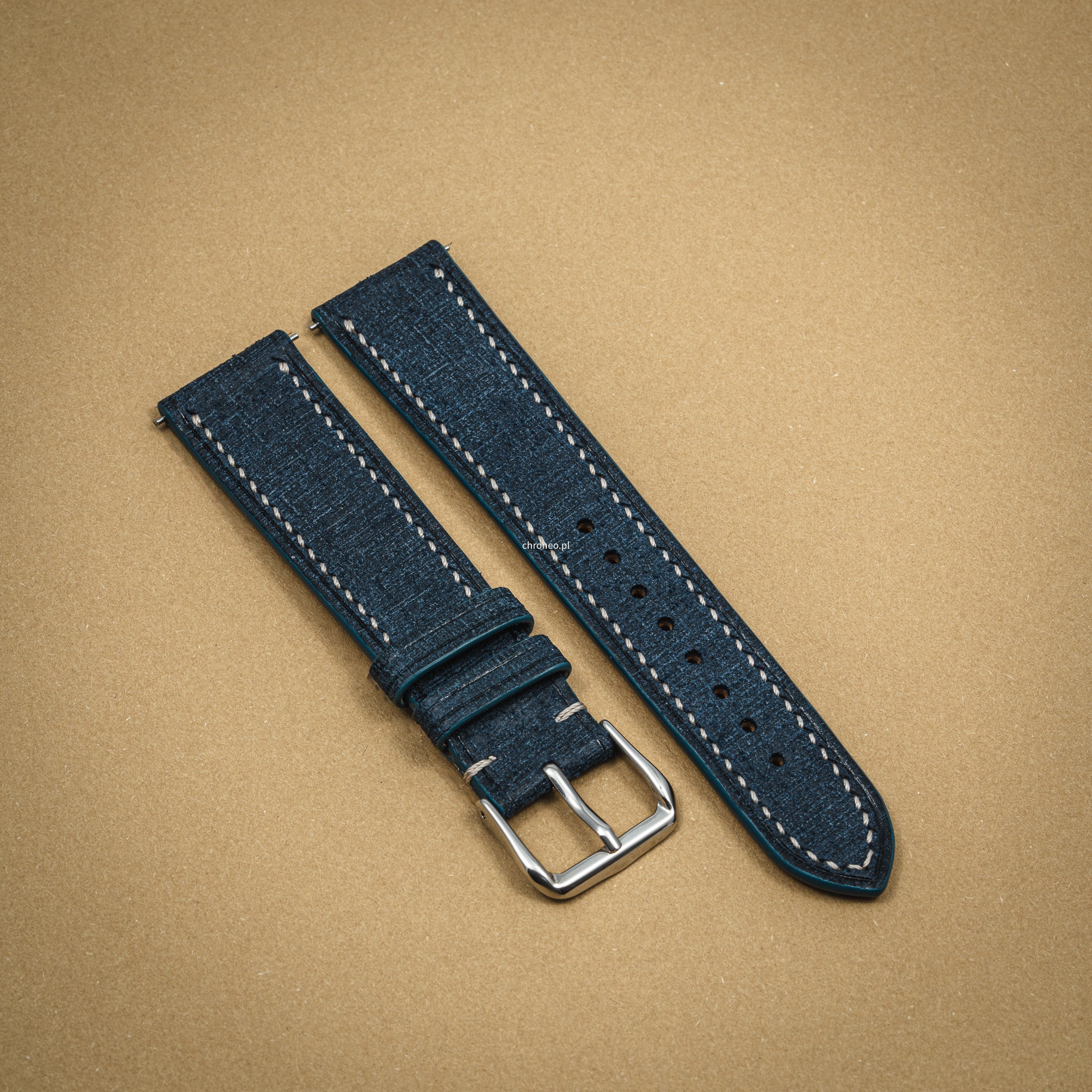 Hand-stitched Tempesti Babele Navy/White