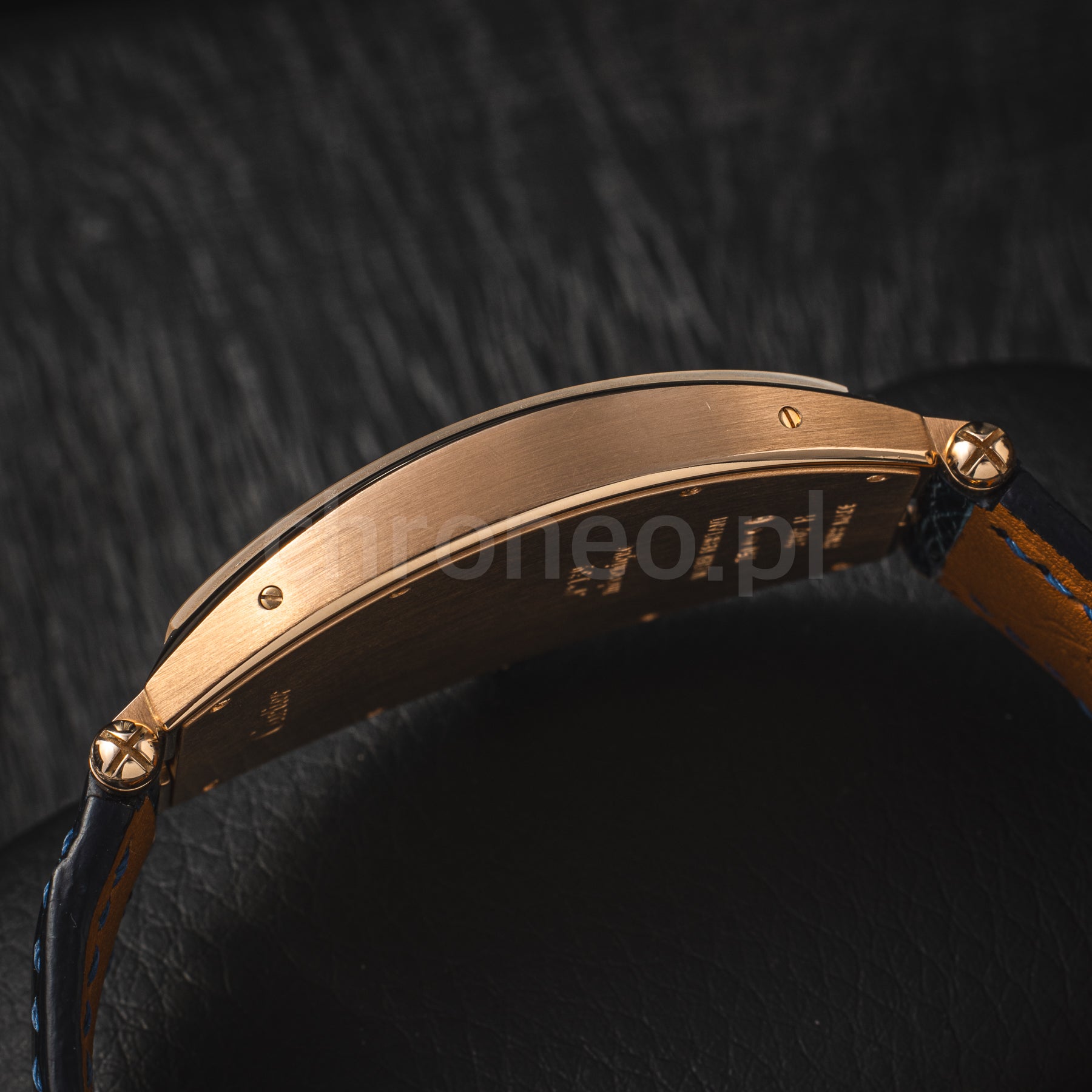 Cartier Tonneau XL W1546251