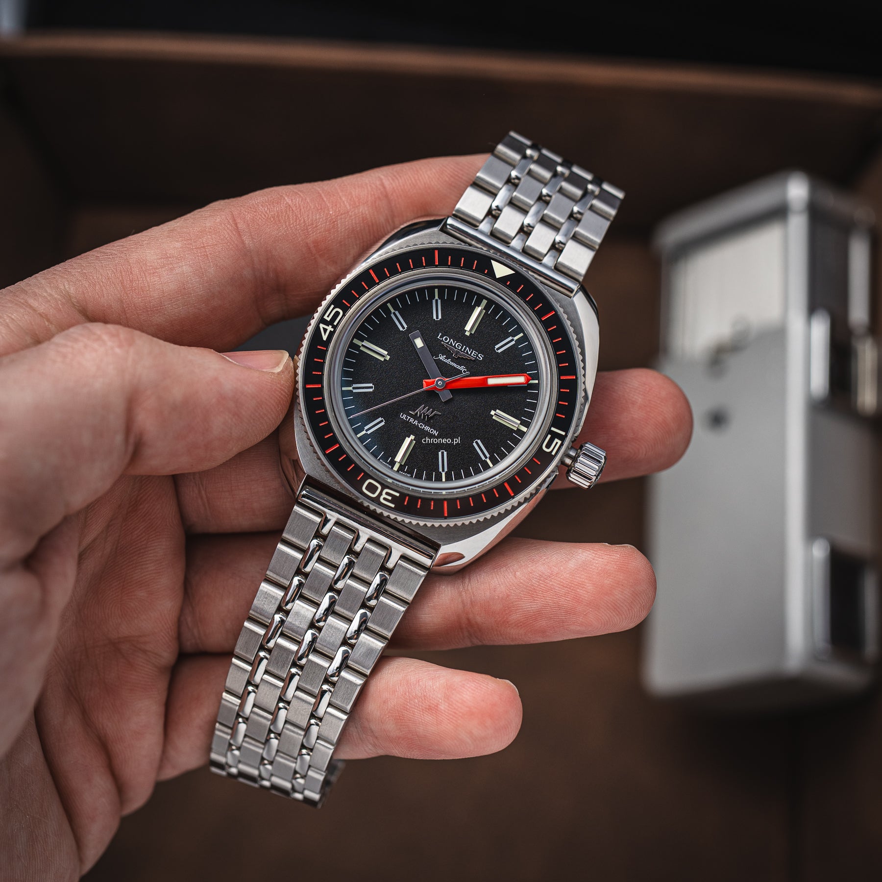 Longines Ultra-chron Box Edition 43 mm ref. L2.836.4.52.9