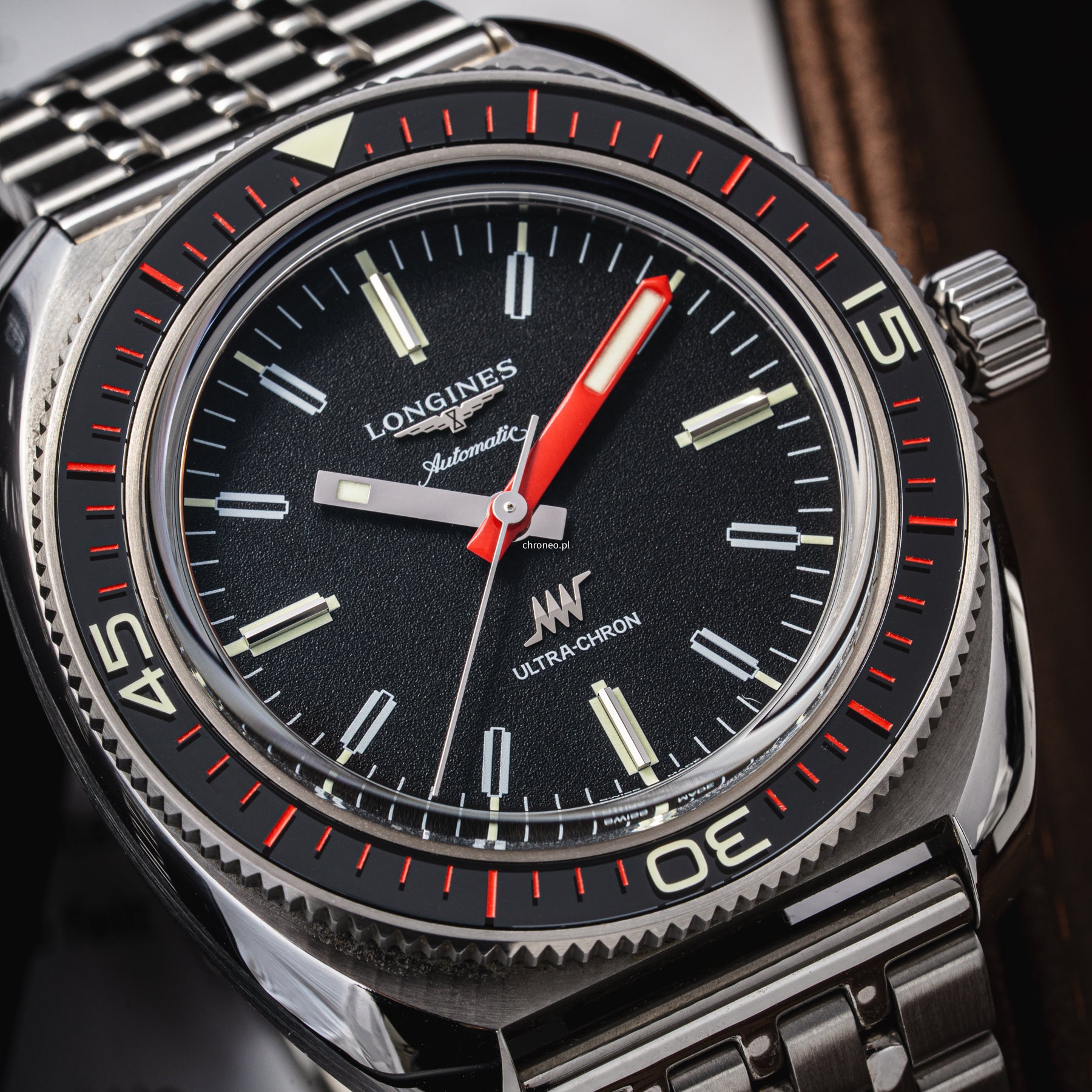 Longines Ultra-chron Box Edition 43 mm ref. L2.836.4.52.9