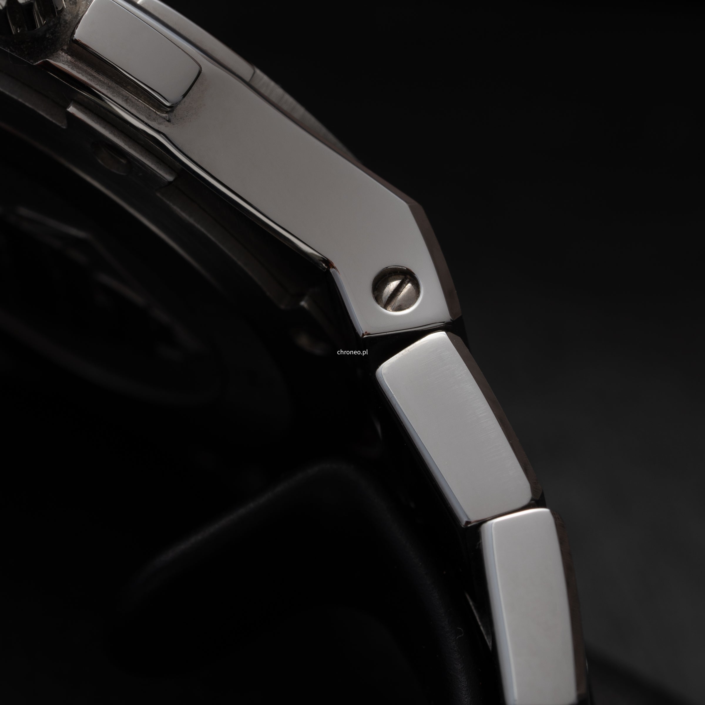 Vacheron Constantin Overseas 37 mm ref. 42042/423A