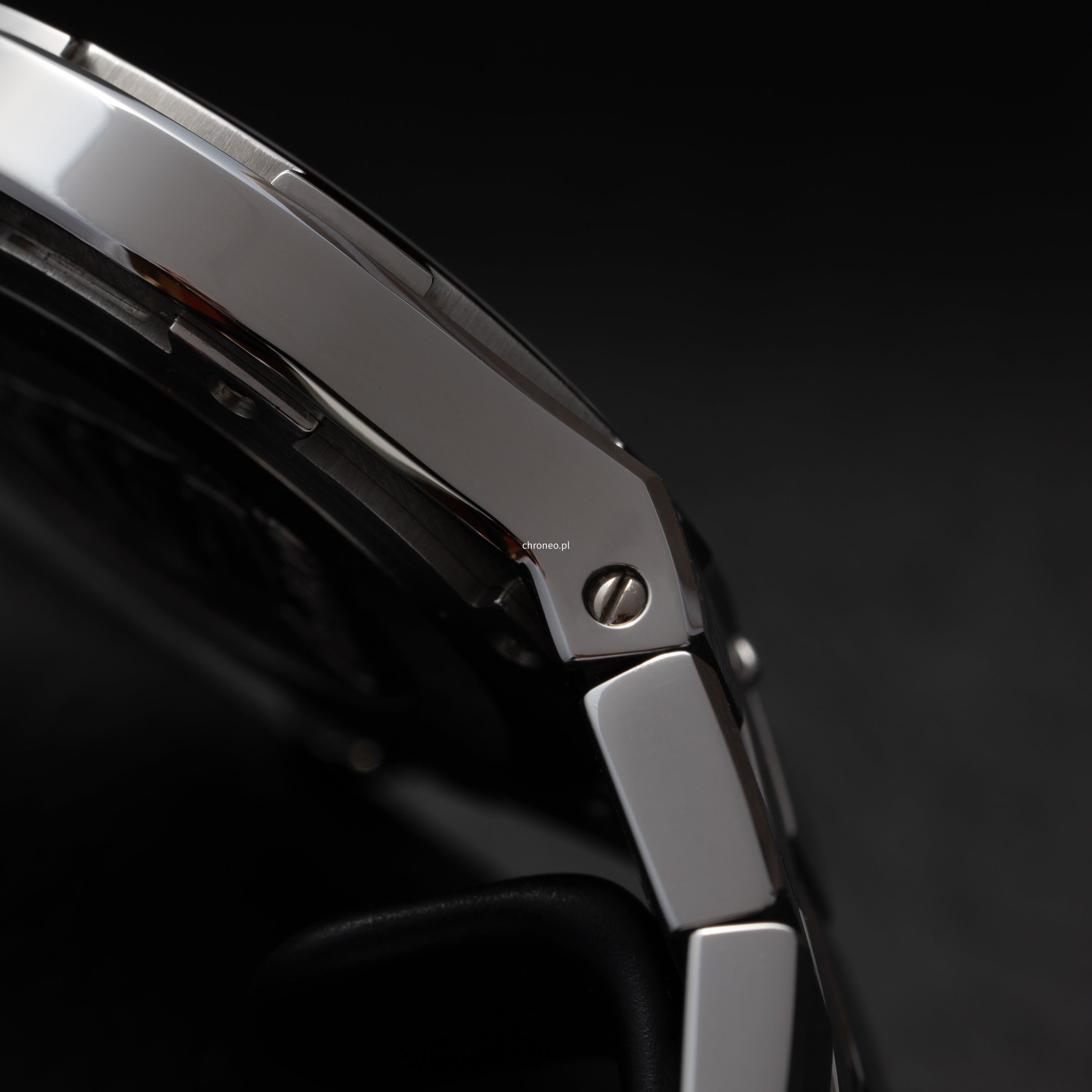 Vacheron Constantin Overseas 37 mm ref. 42042/423A