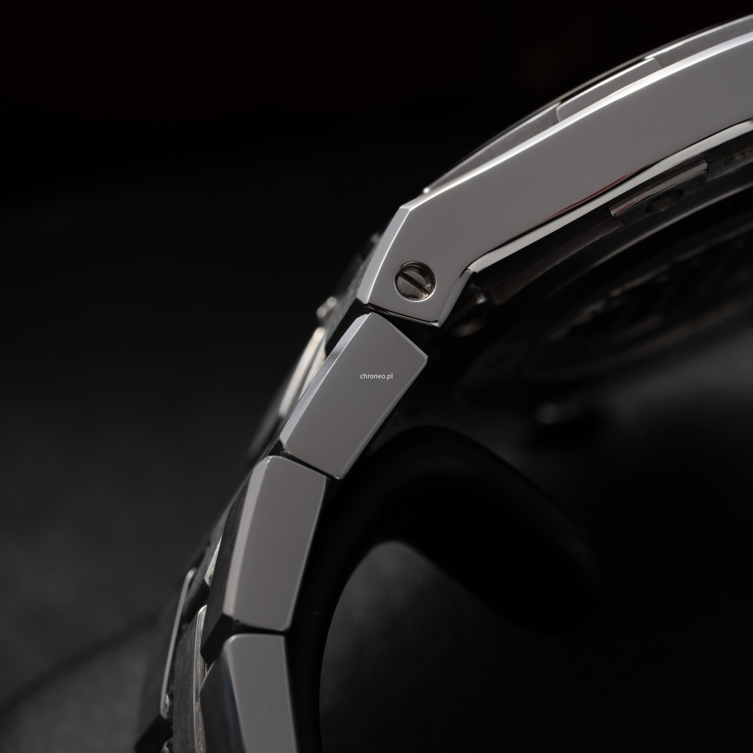 Vacheron Constantin Overseas 37 mm ref. 42042/423A