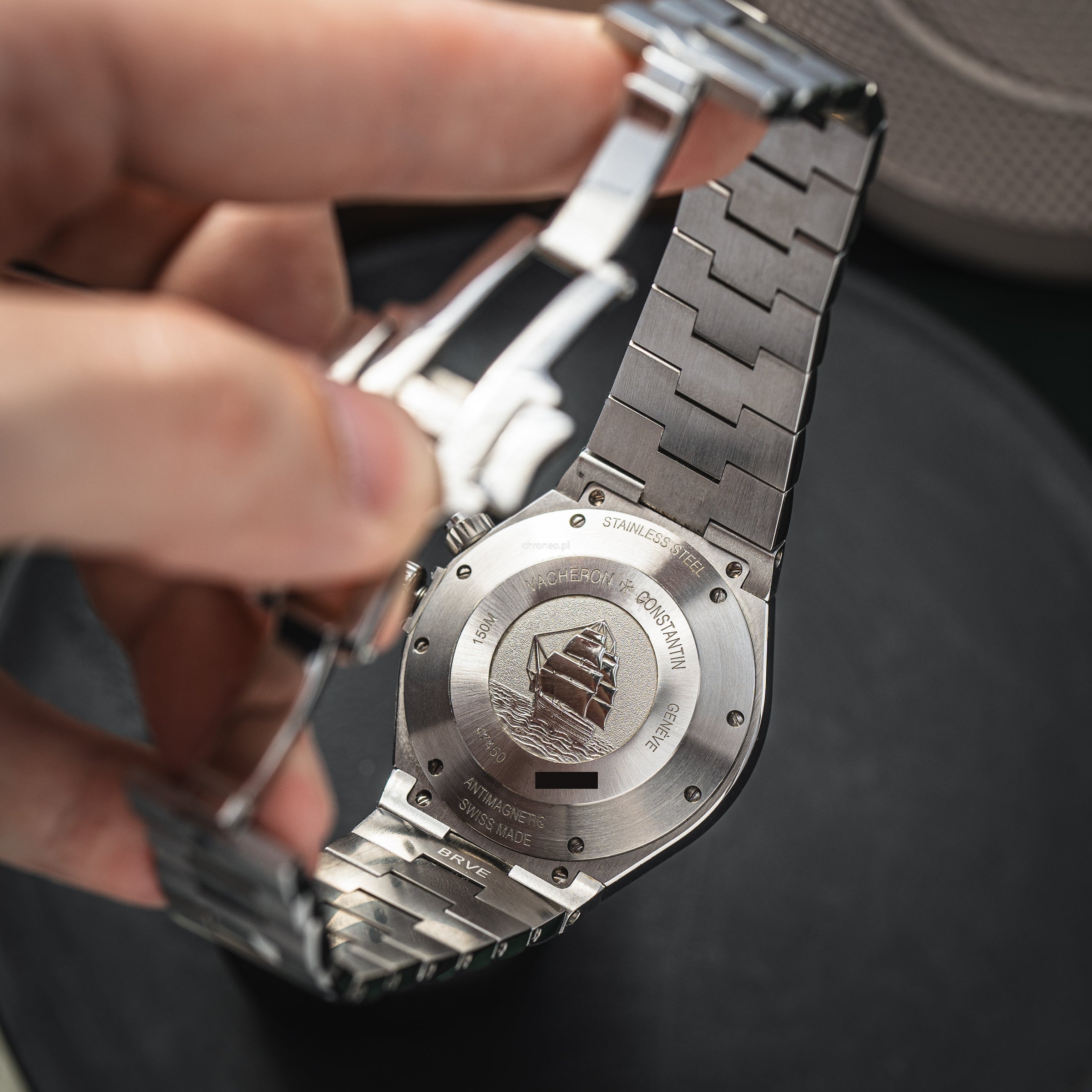 Vacheron Constantin Overseas Dual Time 42 mm ref. 47450/000W-9511