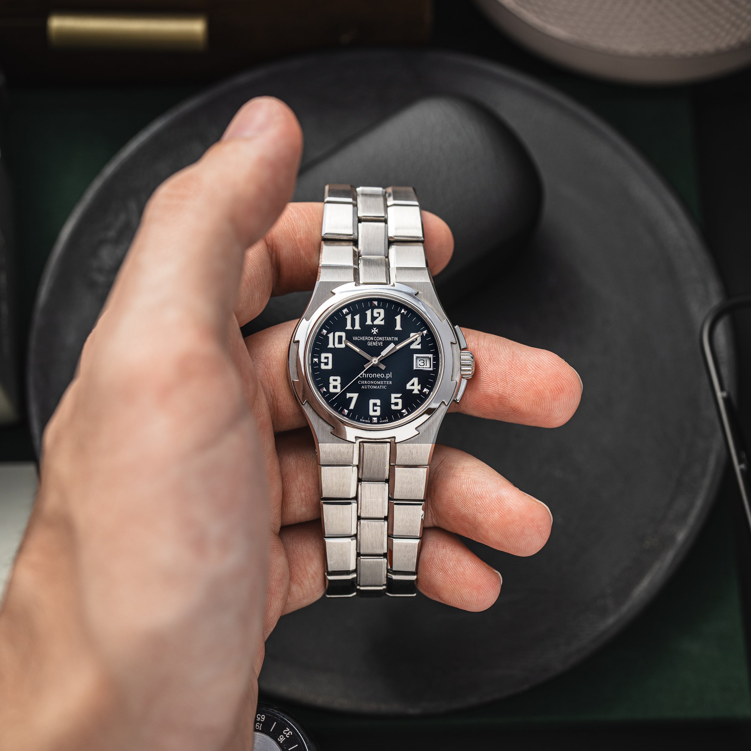 Vacheron Constantin Overseas 37 mm ref. 42042/423A