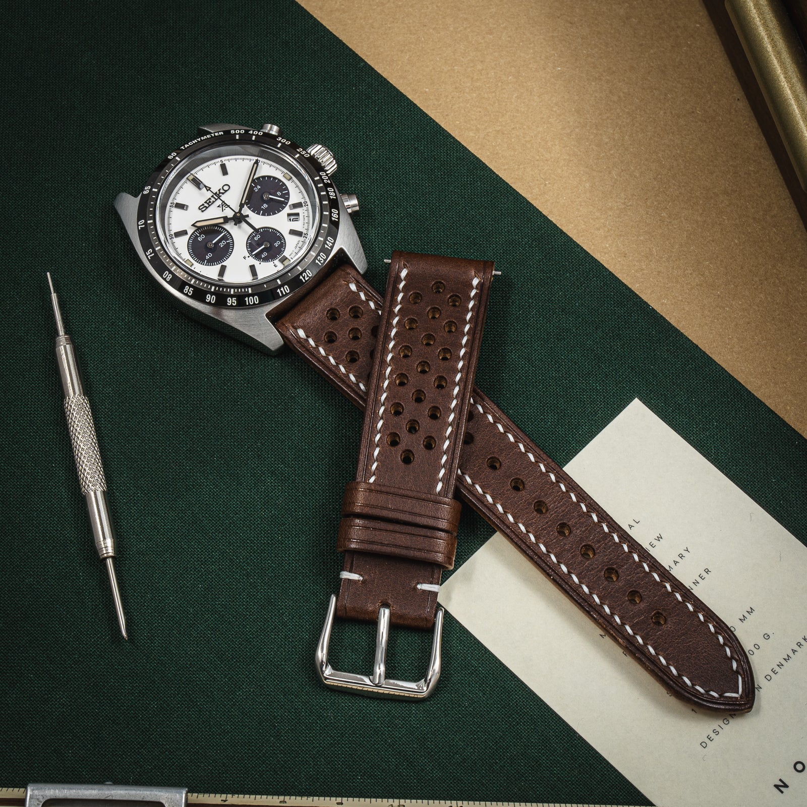 Hand-stitched Walpier Buttero Rally Brown/White