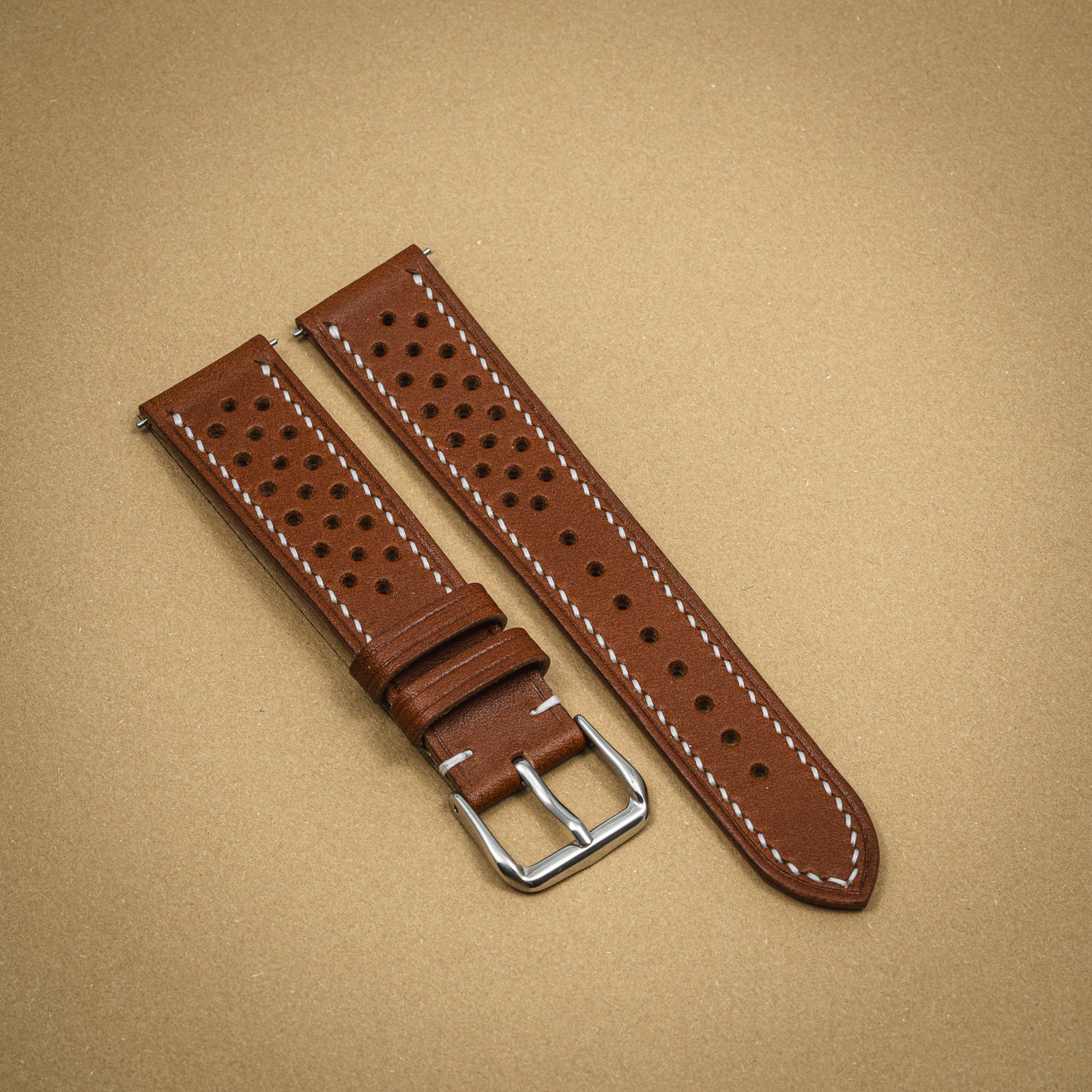 Hand-stitched Walpier Buttero Rally Cognac/White