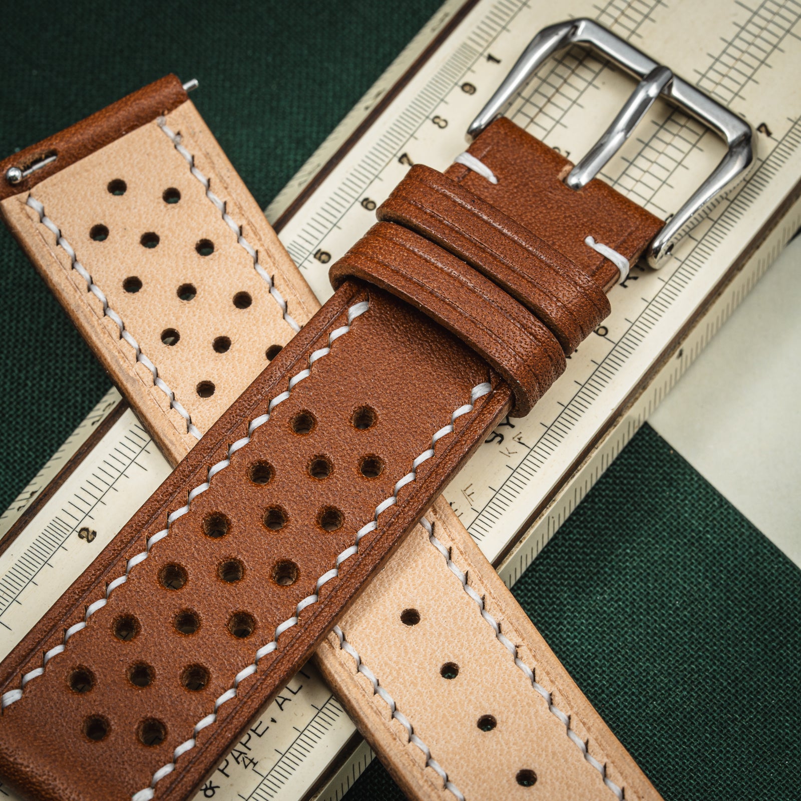 Hand-stitched Walpier Buttero Rally Cognac/White