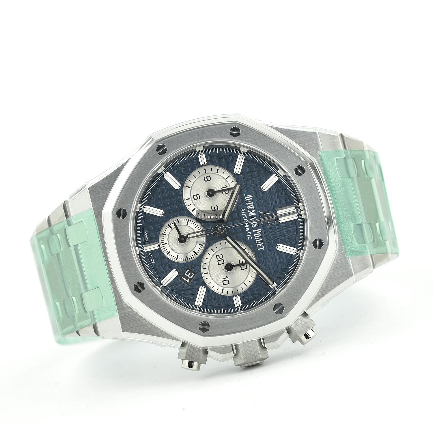 Audemars Piguet Royal Oak Chronograph with blue diallAudemars Piguet Royal Oak Chronograph 26331ST.OO.1220ST.01