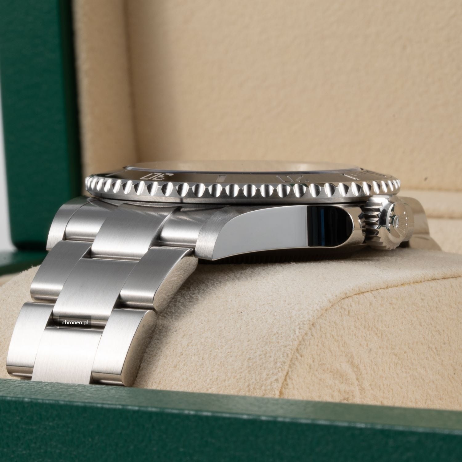 Rolex Submariner No Date ref. 124060