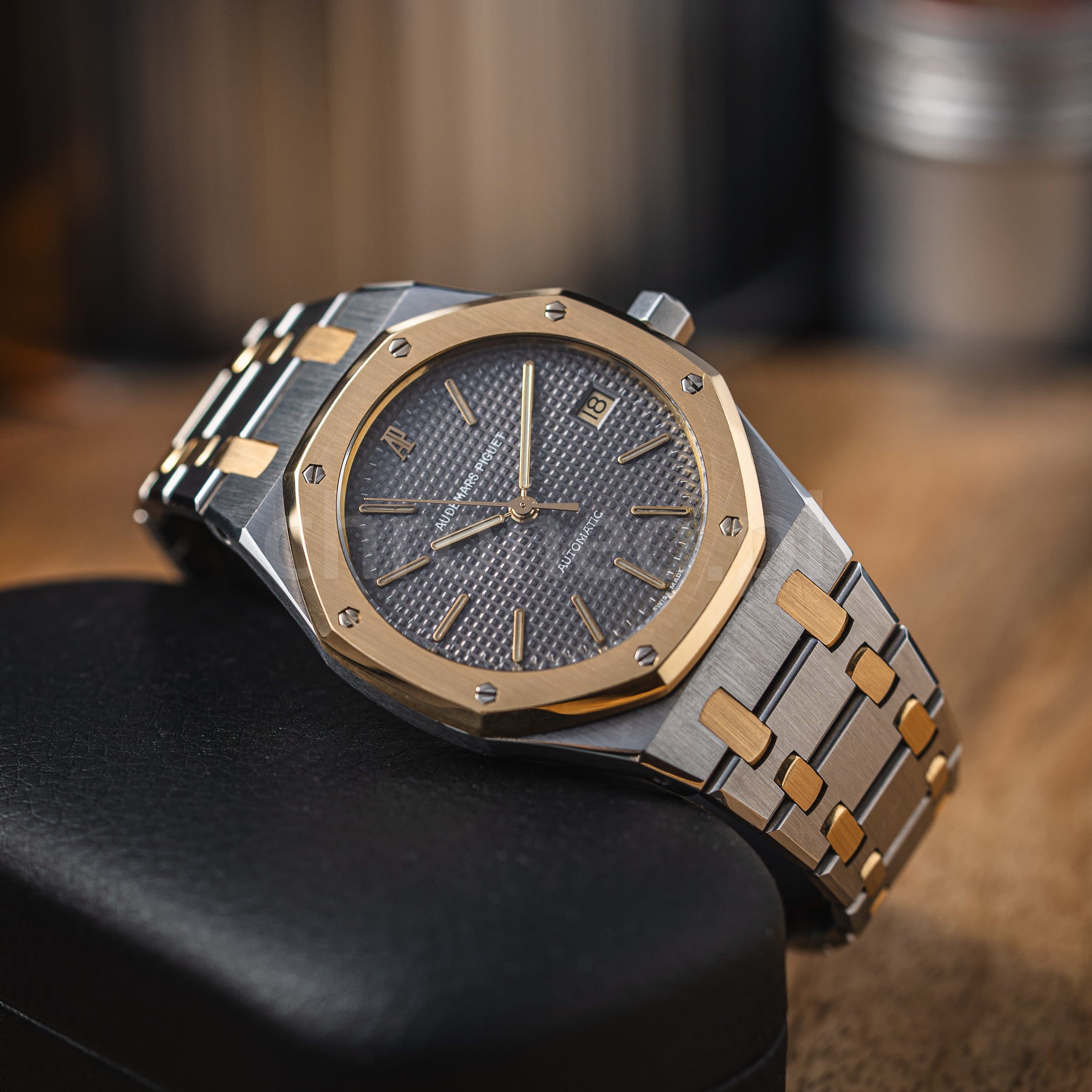 
Audemars Piguet Royal Oak "Mini Jumbo" 36 mm ref. 14700SA