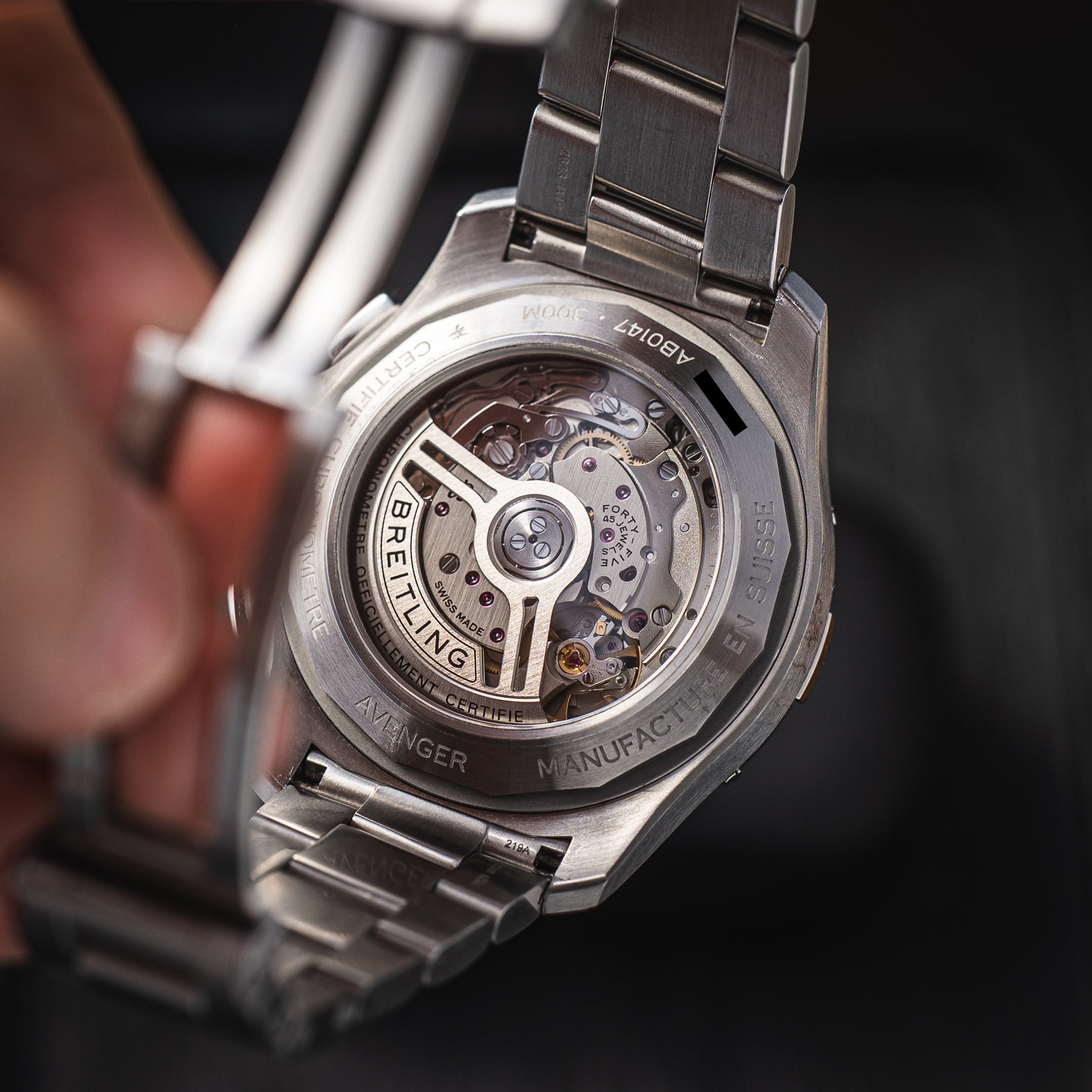 Breitling Avenger B01 Chronograph 44 AB0147101A1A1