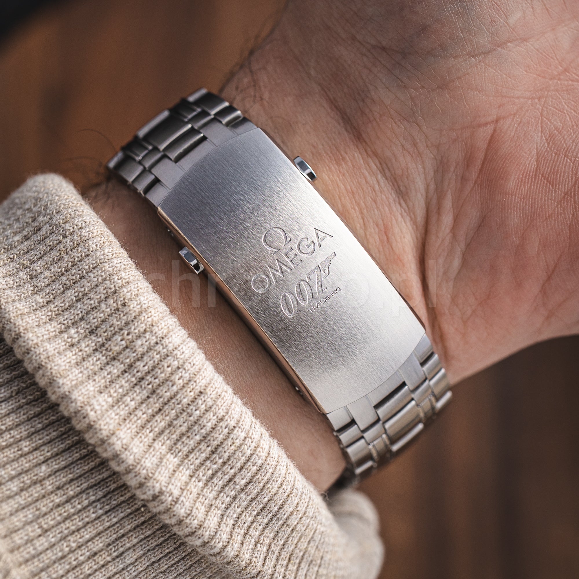 Omega Seamaster Diver 300 M James Bond 210.22.42.20.01.004