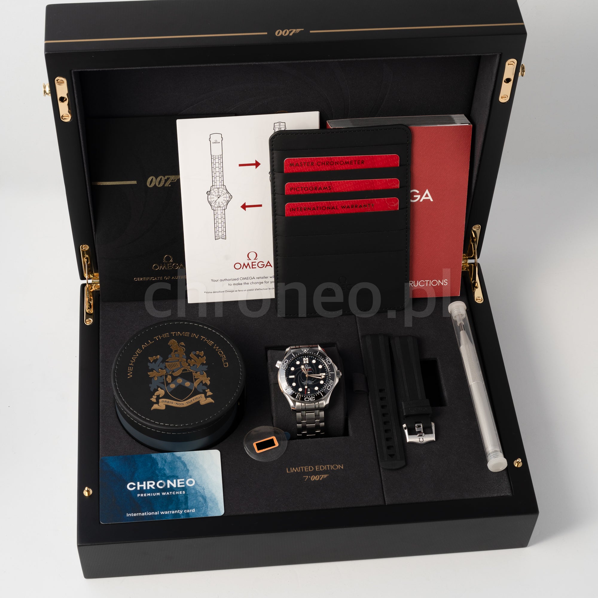 Omega Seamaster Diver 300 M James Bond 210.22.42.20.01.004