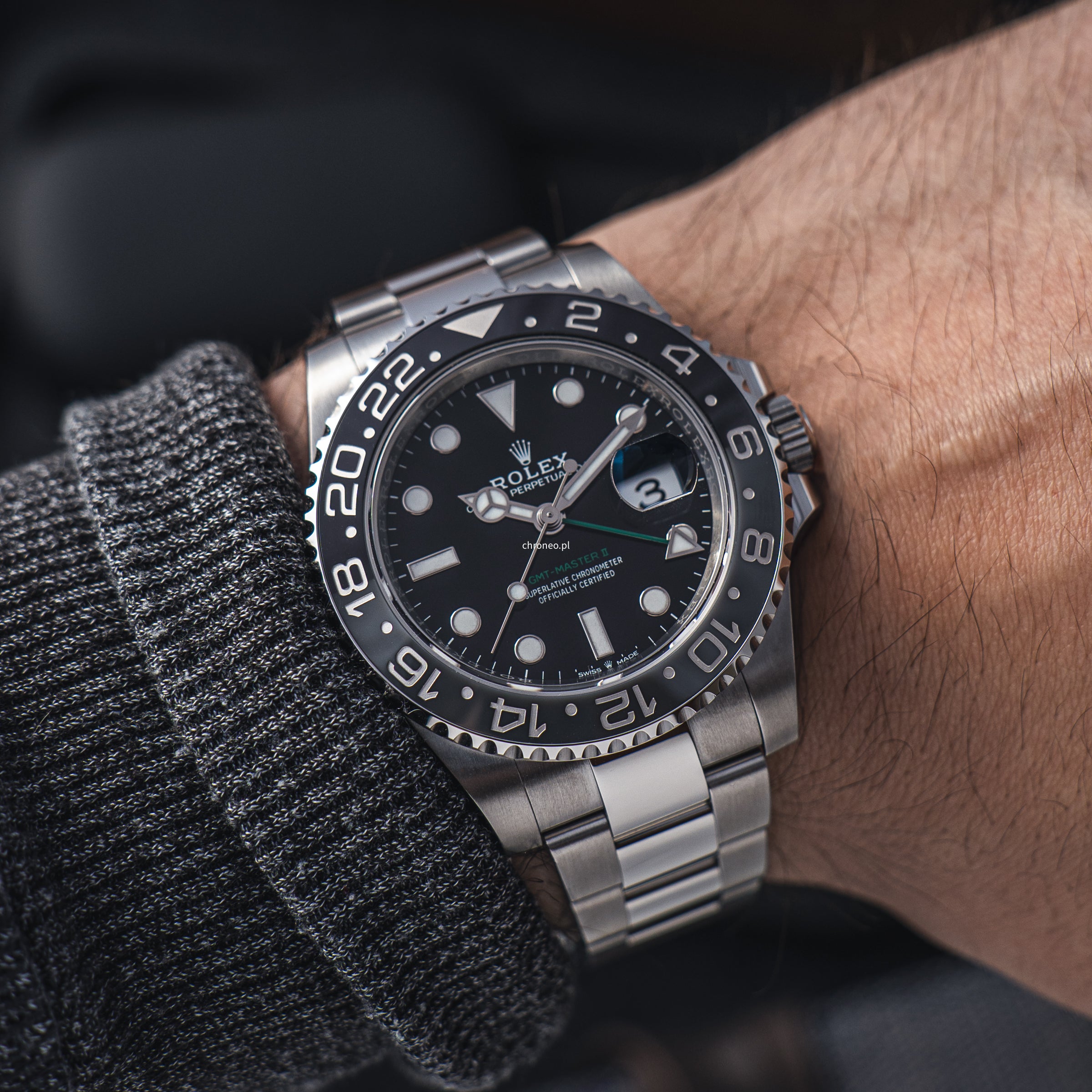 Rolex GMT-Master II
126710GRNR full set NEW Bruce Wayne