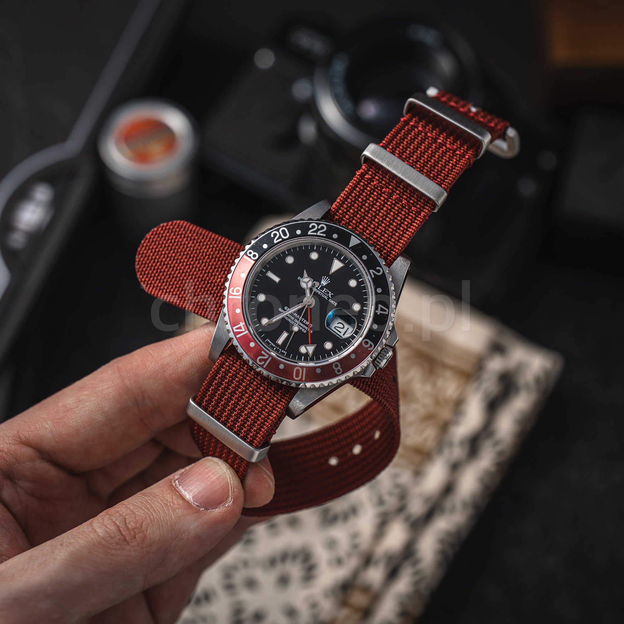 NATO Cherry Red - Czerwony